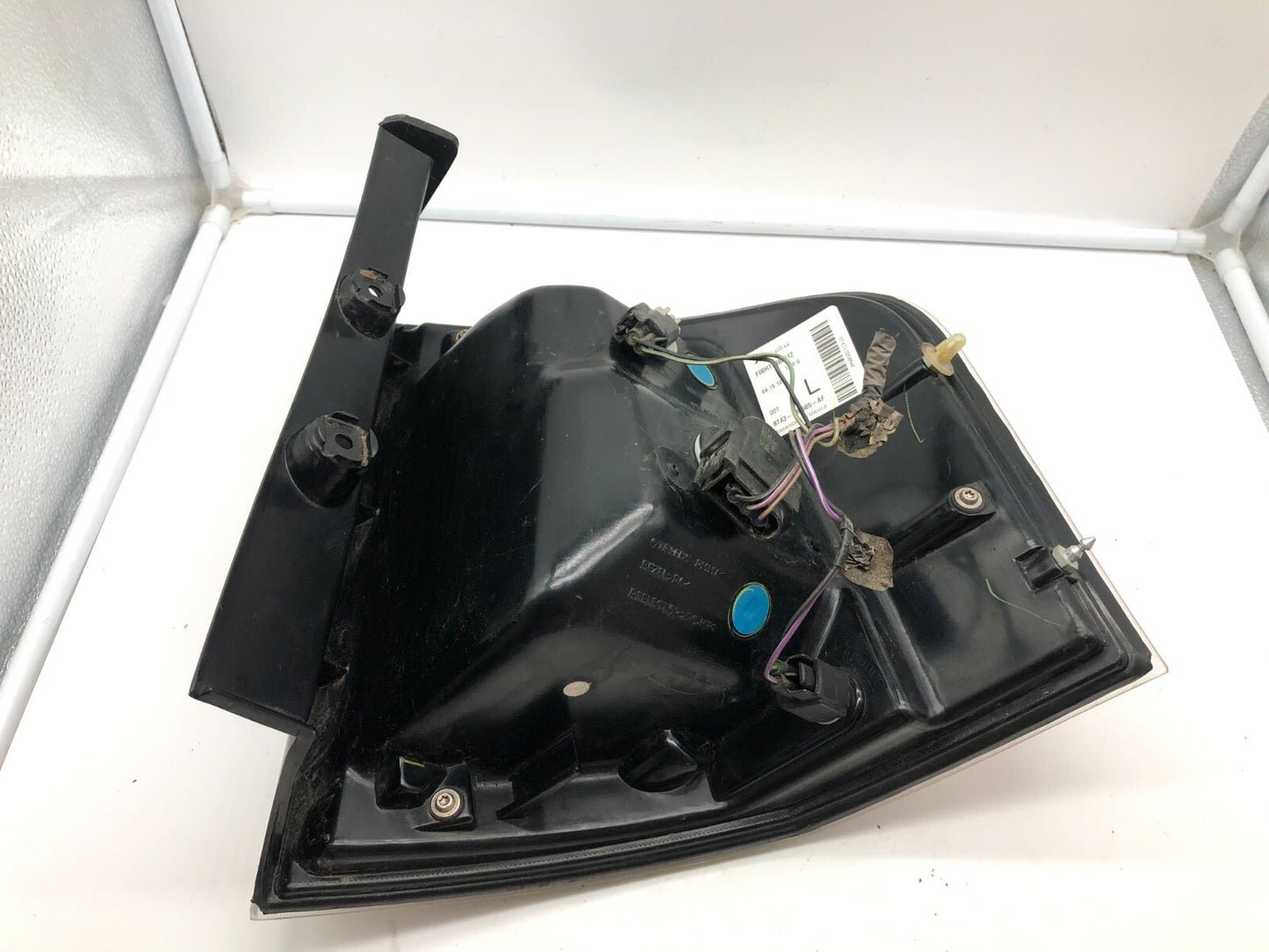 2007-2010 Ford Edge Driver Side Tail Light Taillight OEM D04B70008