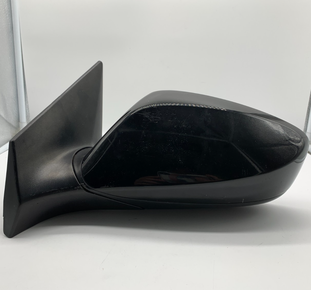 2011-2015 Hyundai Elantra Driver View Power Door Mirror Black OEM A01B30088