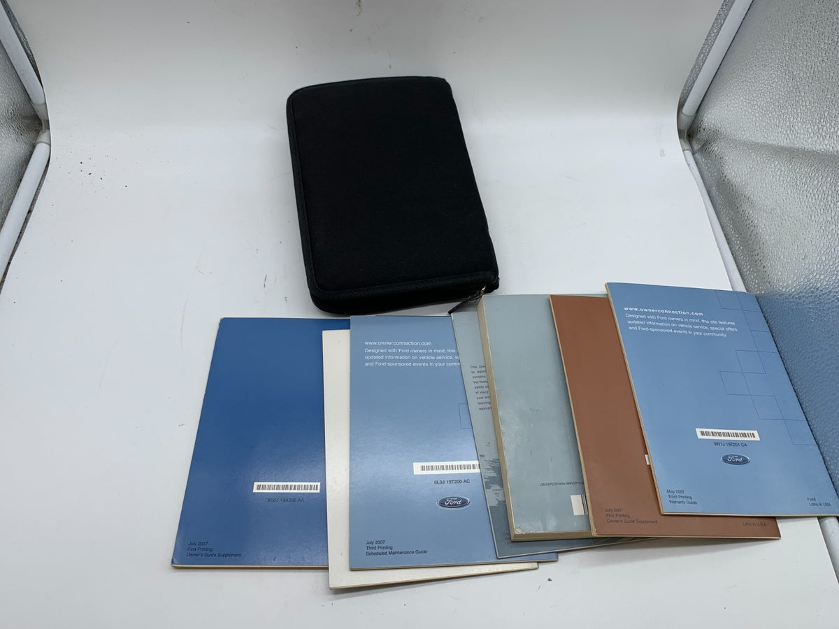 2008 Ford Expedition Owners Manual Set with Case OEM R01B18020