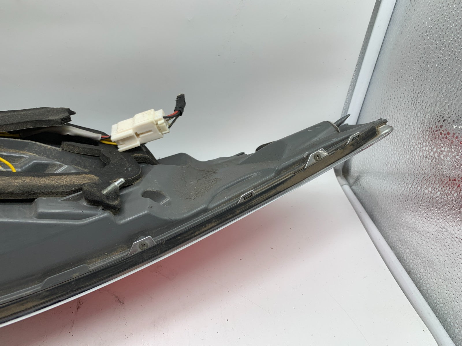 2012-2017 Hyundai Azera Passenger Side Tail Light Taillight OEM D01B02053