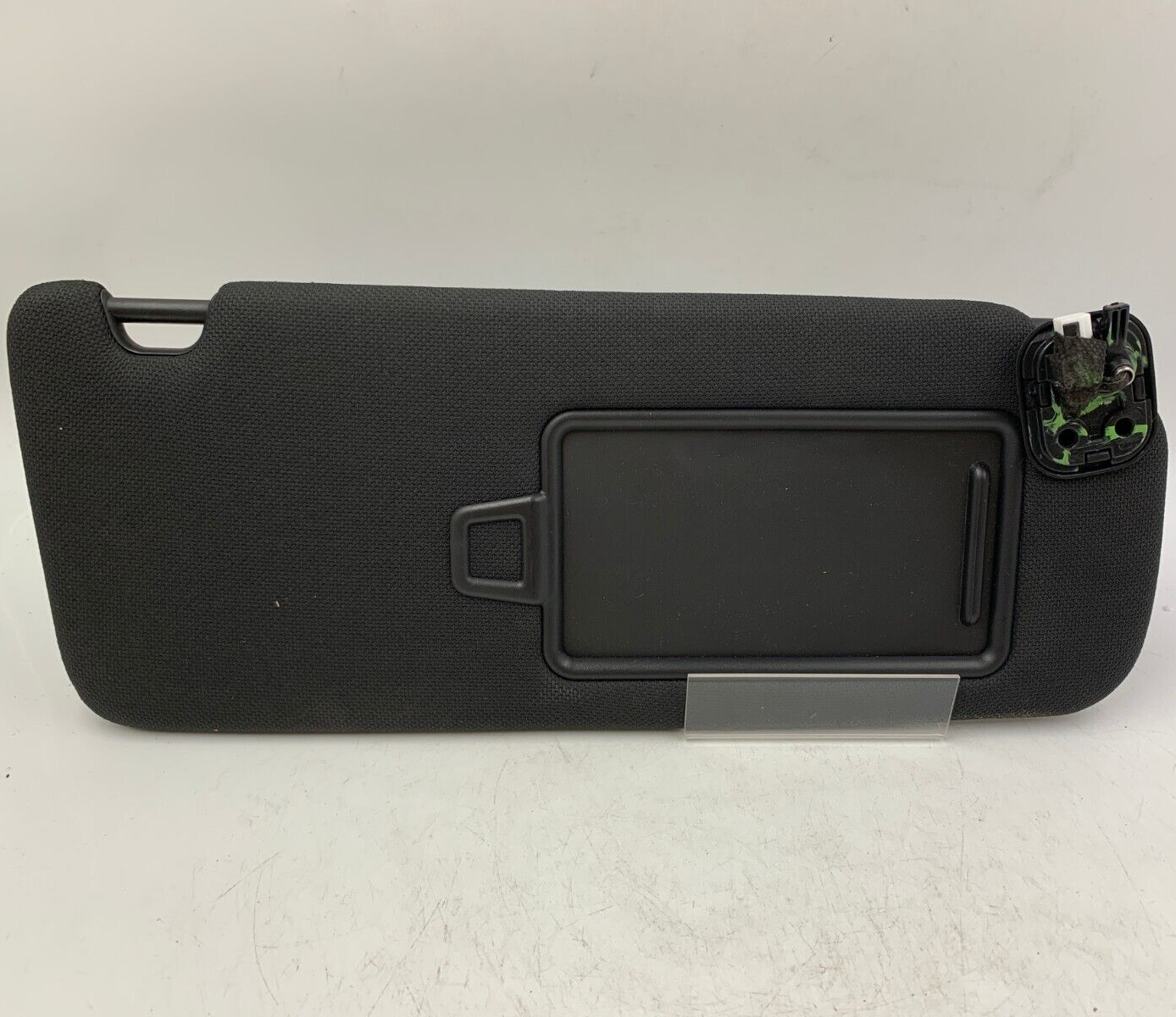 2015-2019 Hyundai Elantra Passenger Sun Visor Black Illuminated OEM B03B30046