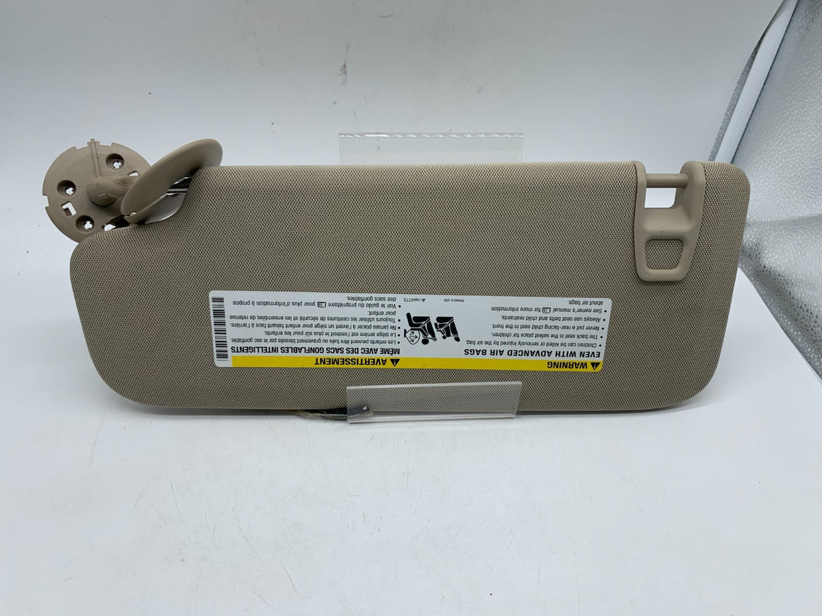 2021-2022 Buick Envision Passenger Sun Visor Beige Illuminated OEM D03B02002