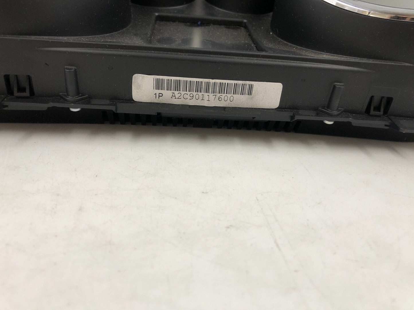 2016 Buick Encore Speedometer Instrument Cluster 40270 Miles OEM B02B30039