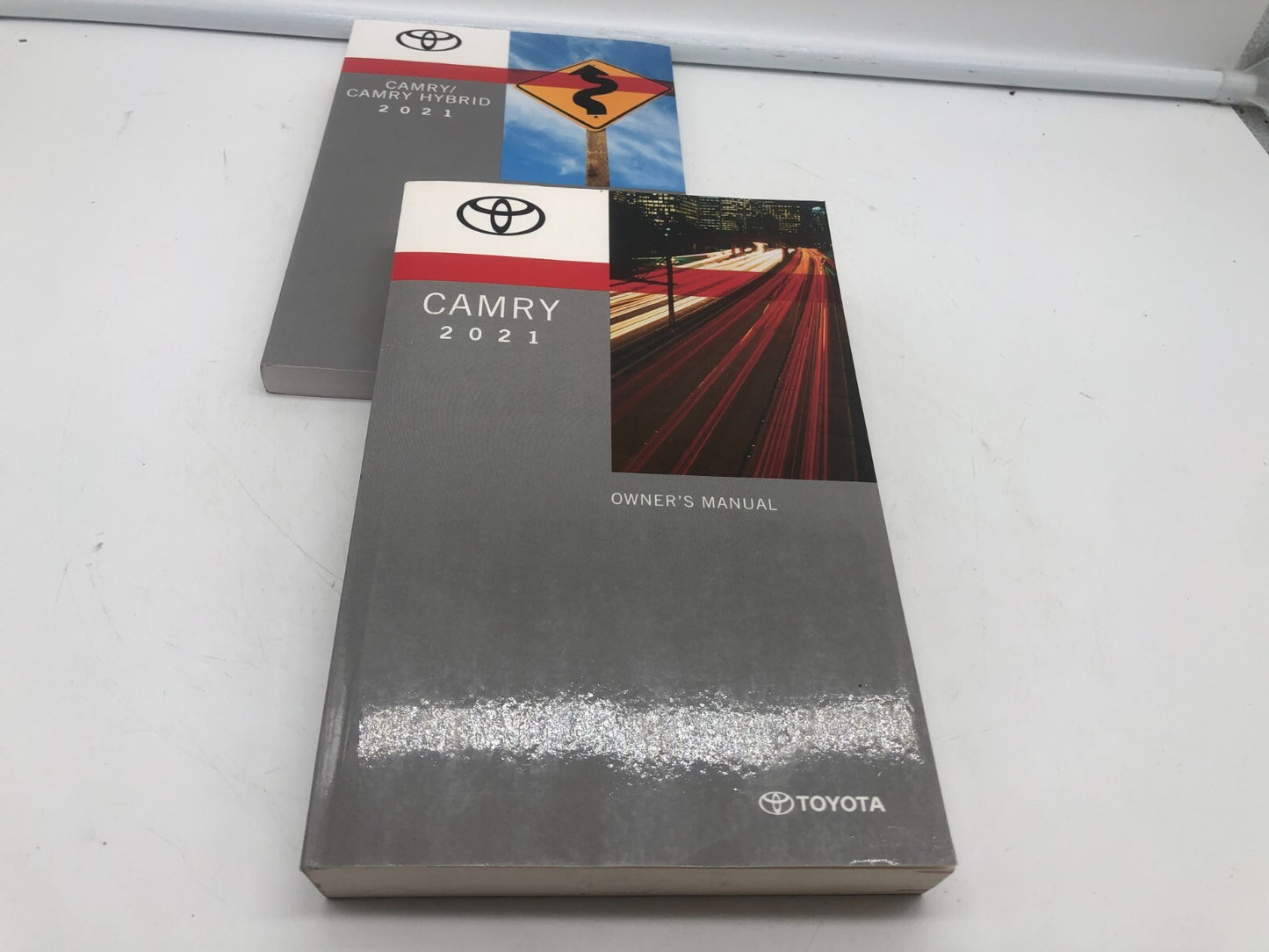 2021 Toyota Camry Owners Manual Set OEM A01B41004