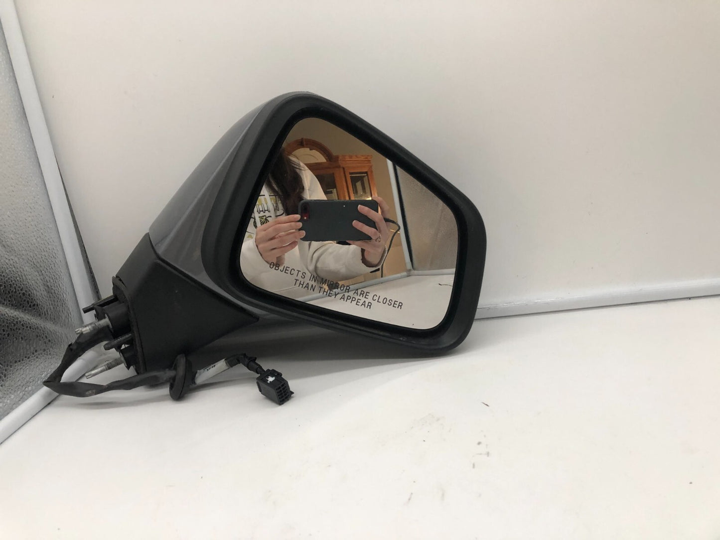 2017-2020 Chevrolet Trax Passenger Side View Power Door Mirror Gray OEM