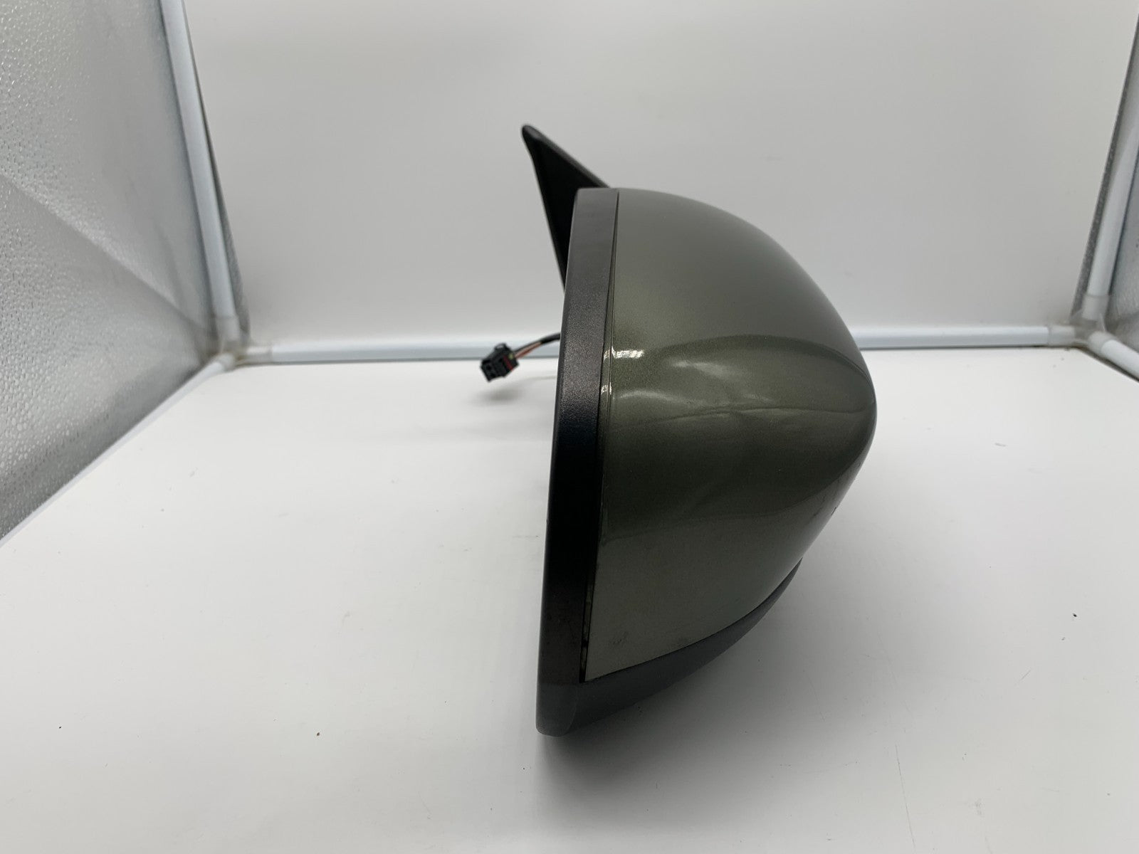 2014-2021 Jeep Cherokee Passenger Side Power Mirror Green OEM B03B32023