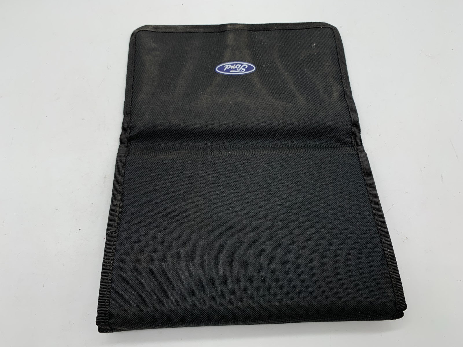 2017 Ford Fusion Owners Manual Set with Case OEM A02B55007
