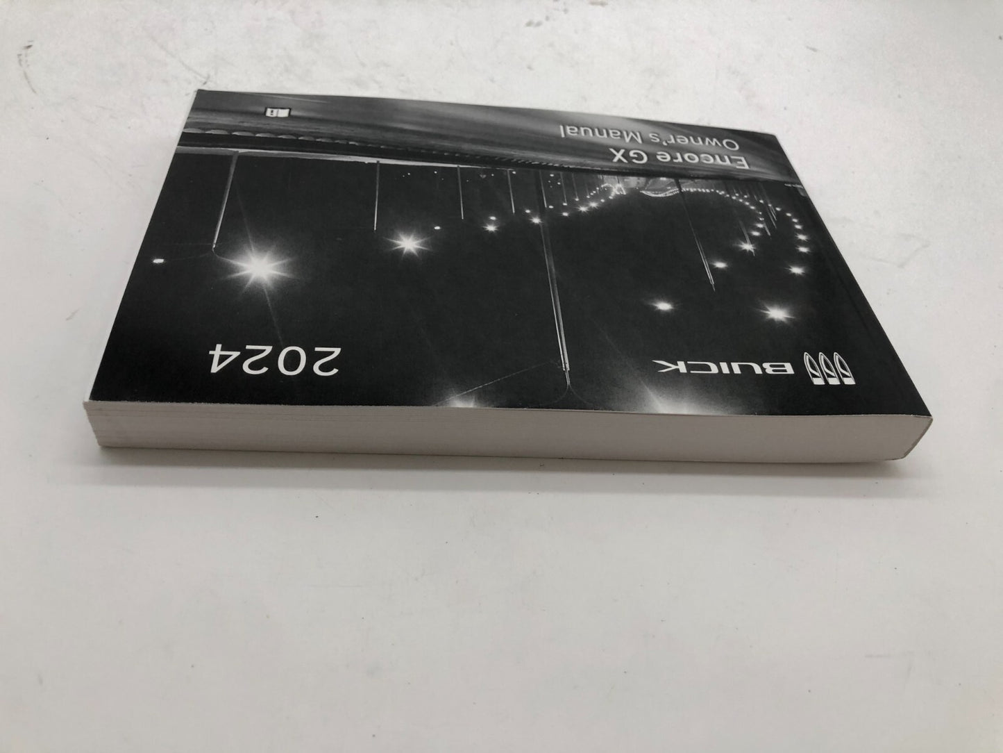 2024 Buick Encore GX Owners Manual with Case OEM C01B53028
