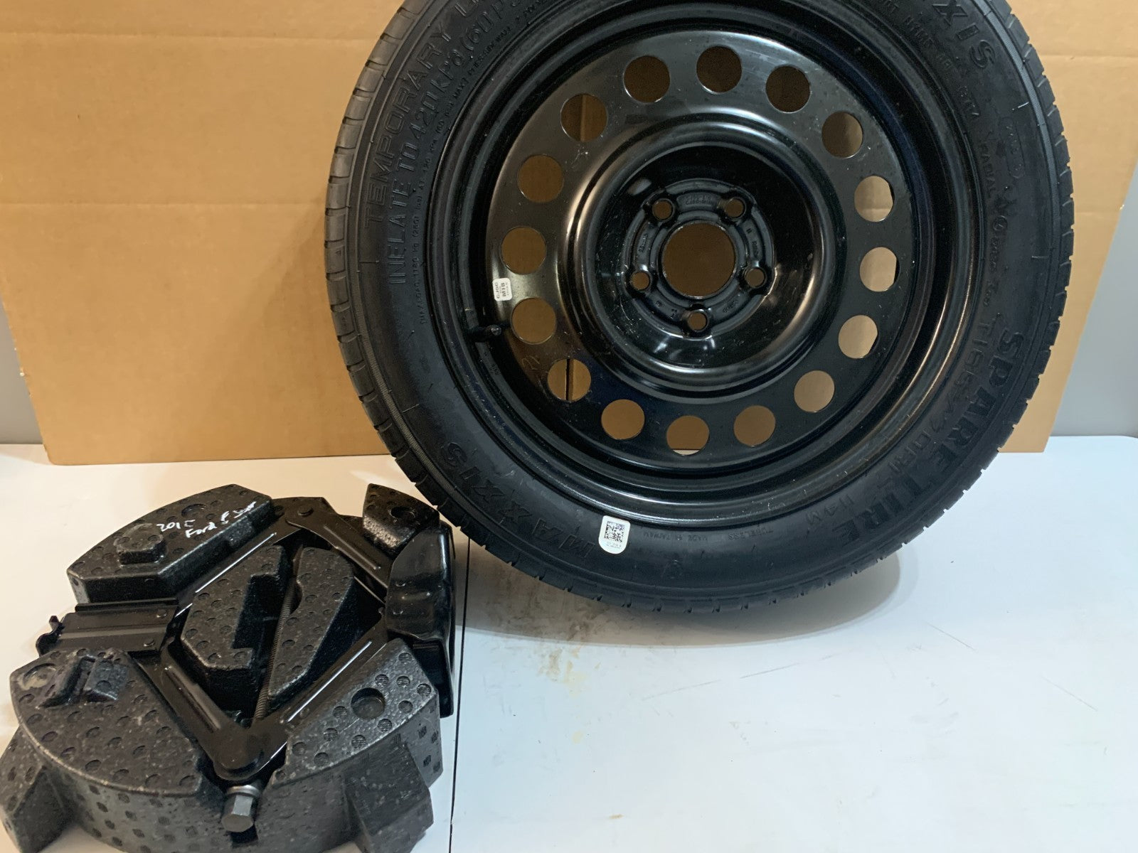 2013-2019 Ford Escape Spare Tire 17" Compact Donut with Jack Kit T165/70R17