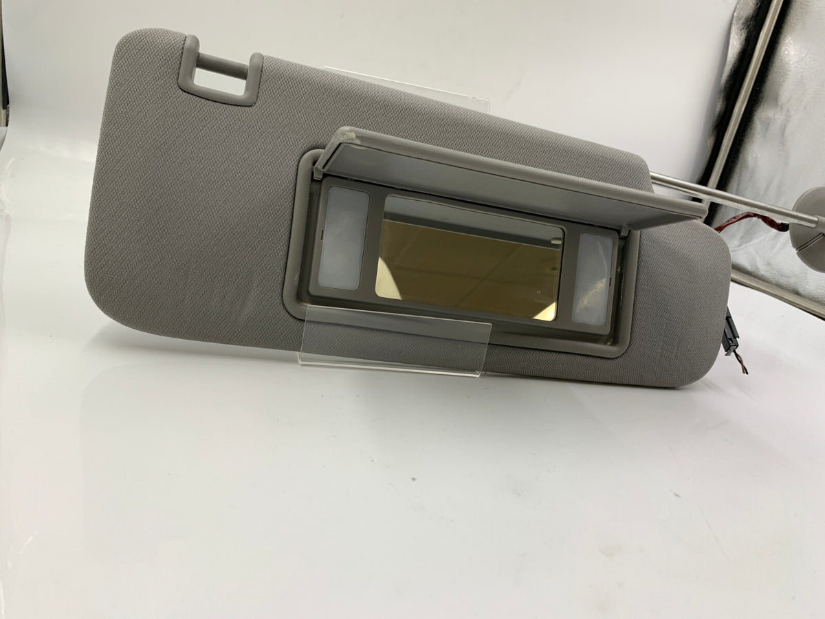 2016-2021 Chevrolet Malibu Passenger Sun Visor  Gray Illuminated OEM A01B39033
