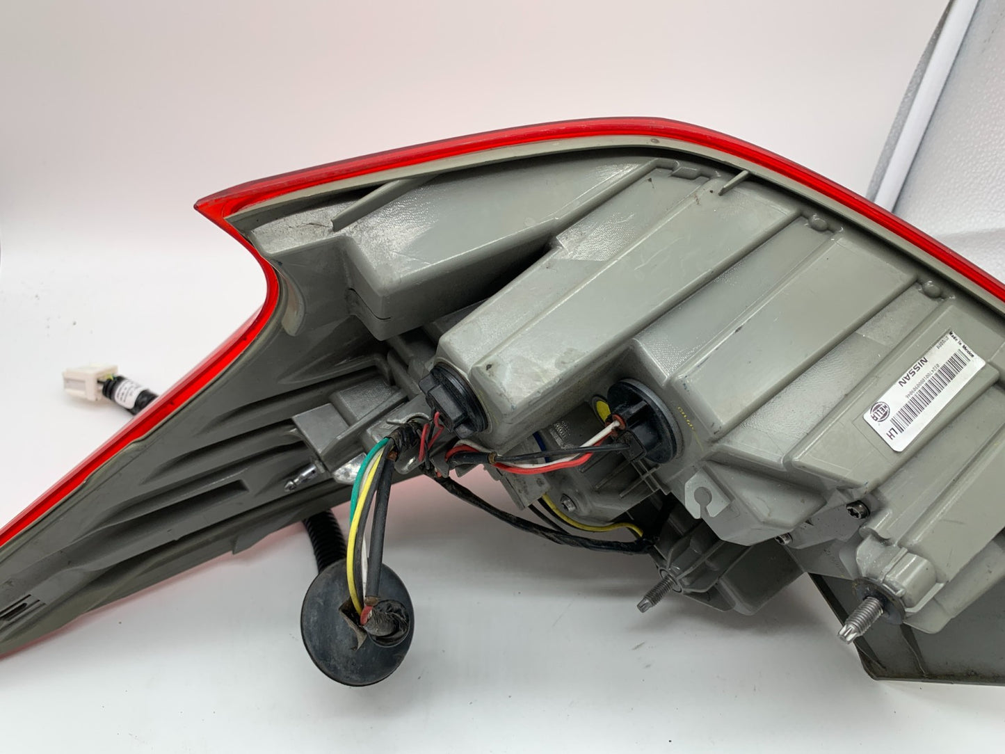2016-2019 Nissan Sentra Driver Tail Light Taillight Quarter Panel OEM D02B70012