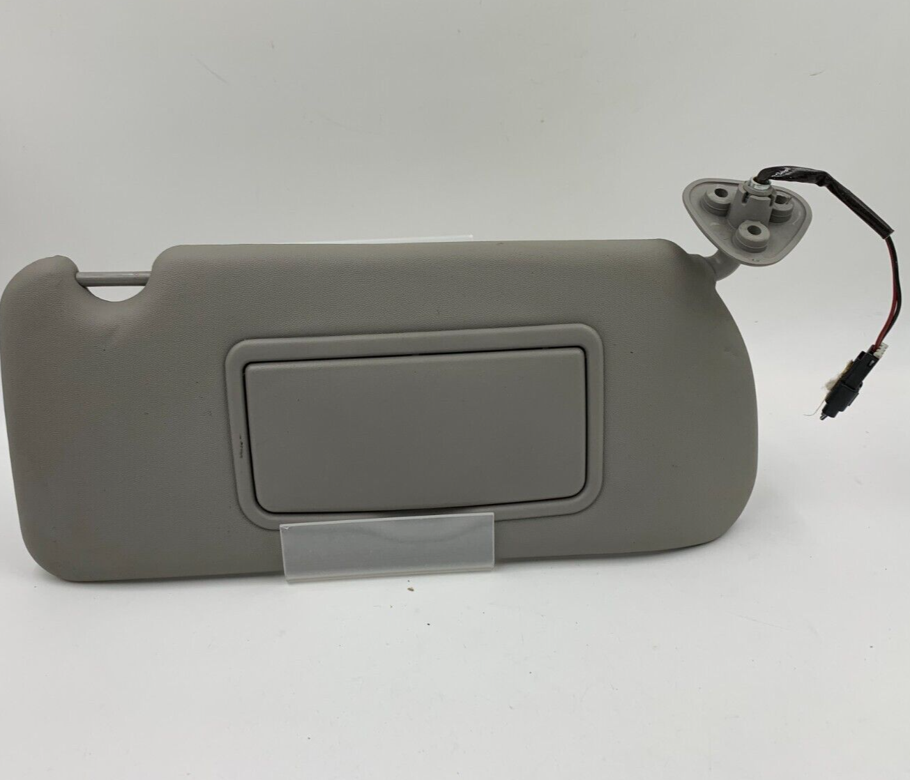 2004-2009 Cadillac SRX Passenger Sun Visor Illuminated Gray OEM D04B33090