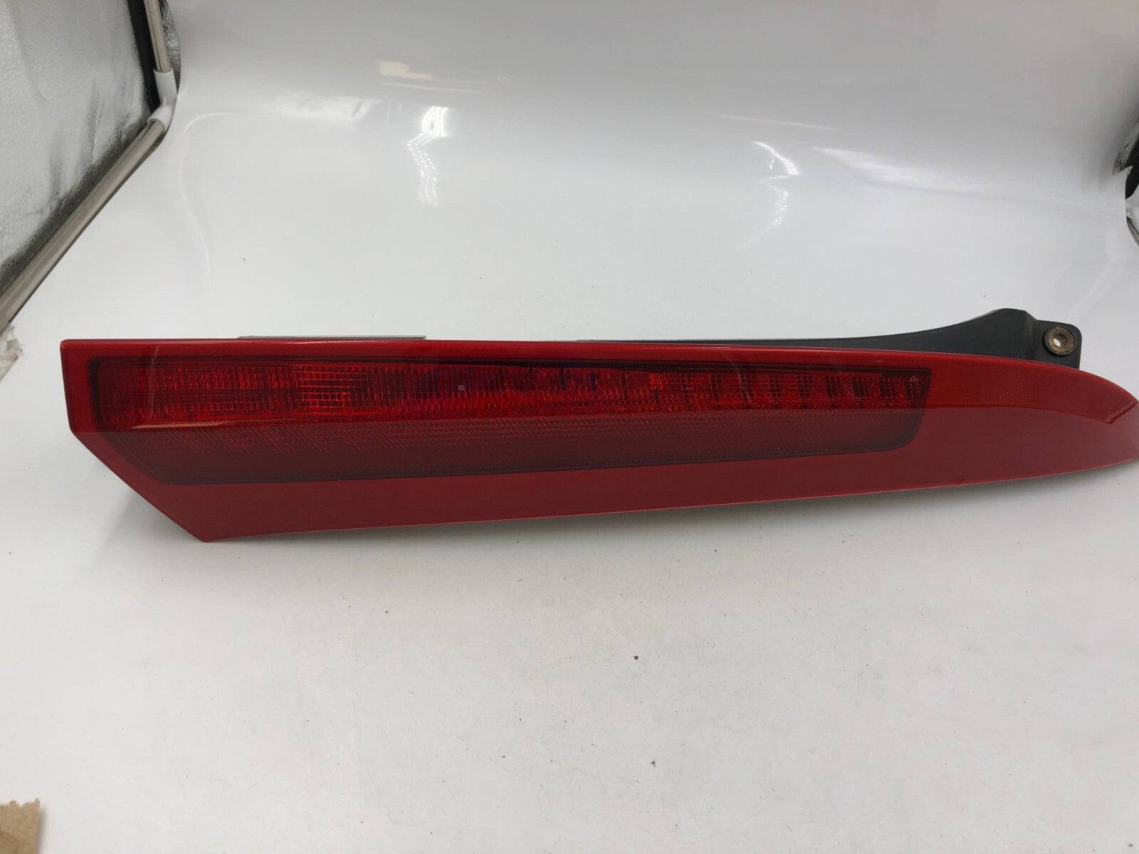 2003-2006 Volvo XC90 Passenger Upper Tail Light Taillight OEM D03B58001