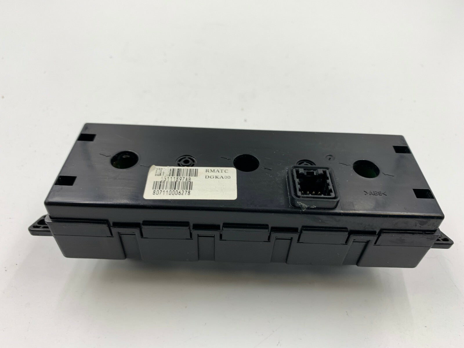 2009-2011 Volkswagen Routan AC Heater Climate Control OEM