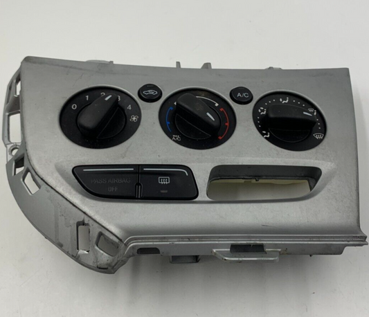 2013-2014 Ford Focus AC Heater Climate Control Unit OEM C01B39045