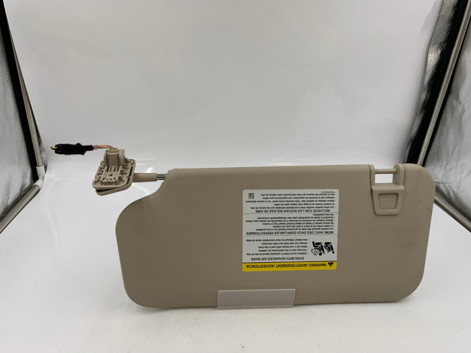 2020 Ford Escape Passenger Sun Visor Gray Illumination OEM D01B25026