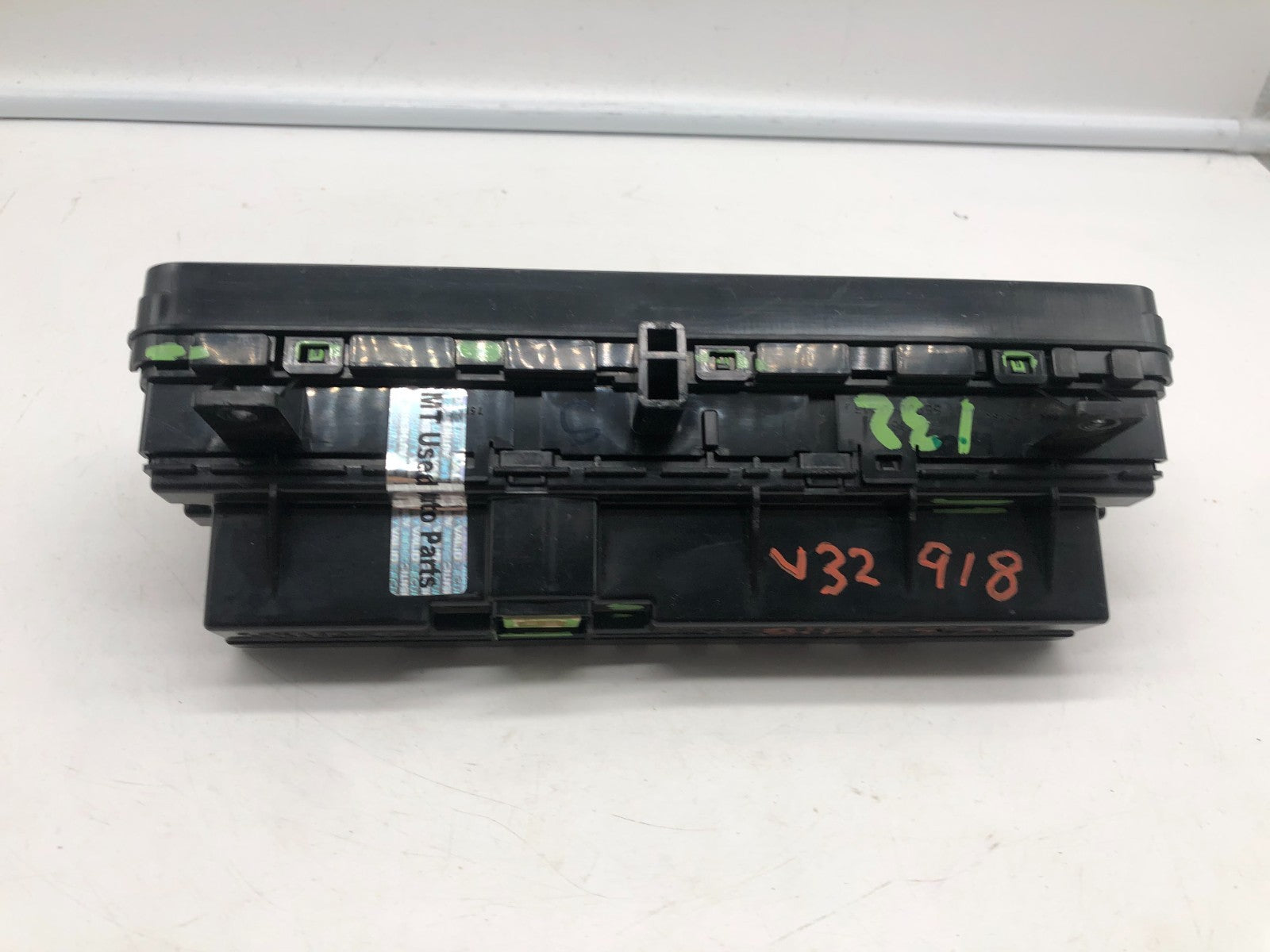 2017-2019 Toyota Corolla AC Heater Climate Control Unit OEM A01B04007