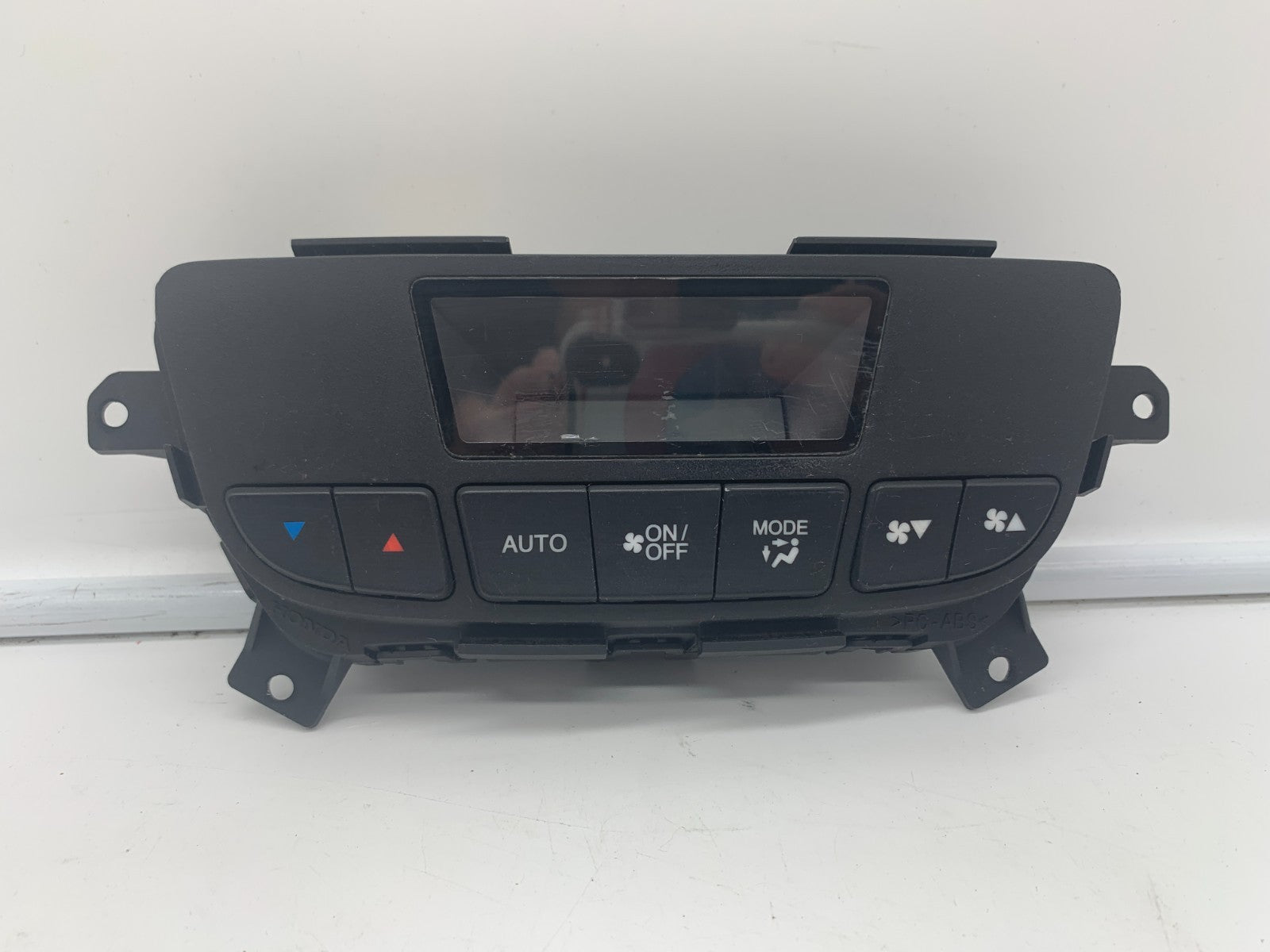 2016-2018 Honda Pilot Rear Climate Control AC Heater Unit OEM