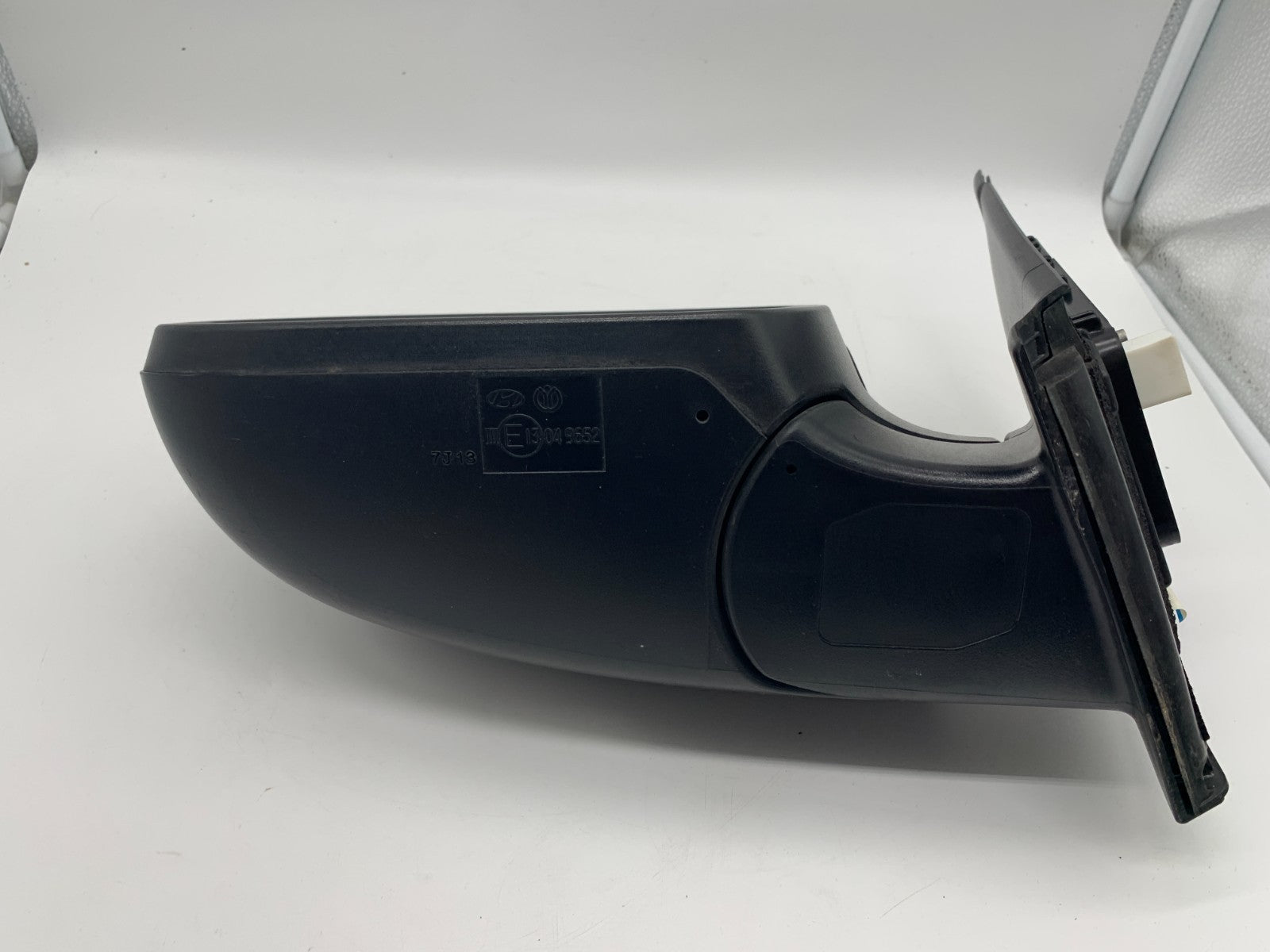 2016-2018 Hyundai Tucson Driver Side View Power Door Mirror Black BSA OEM C04B44