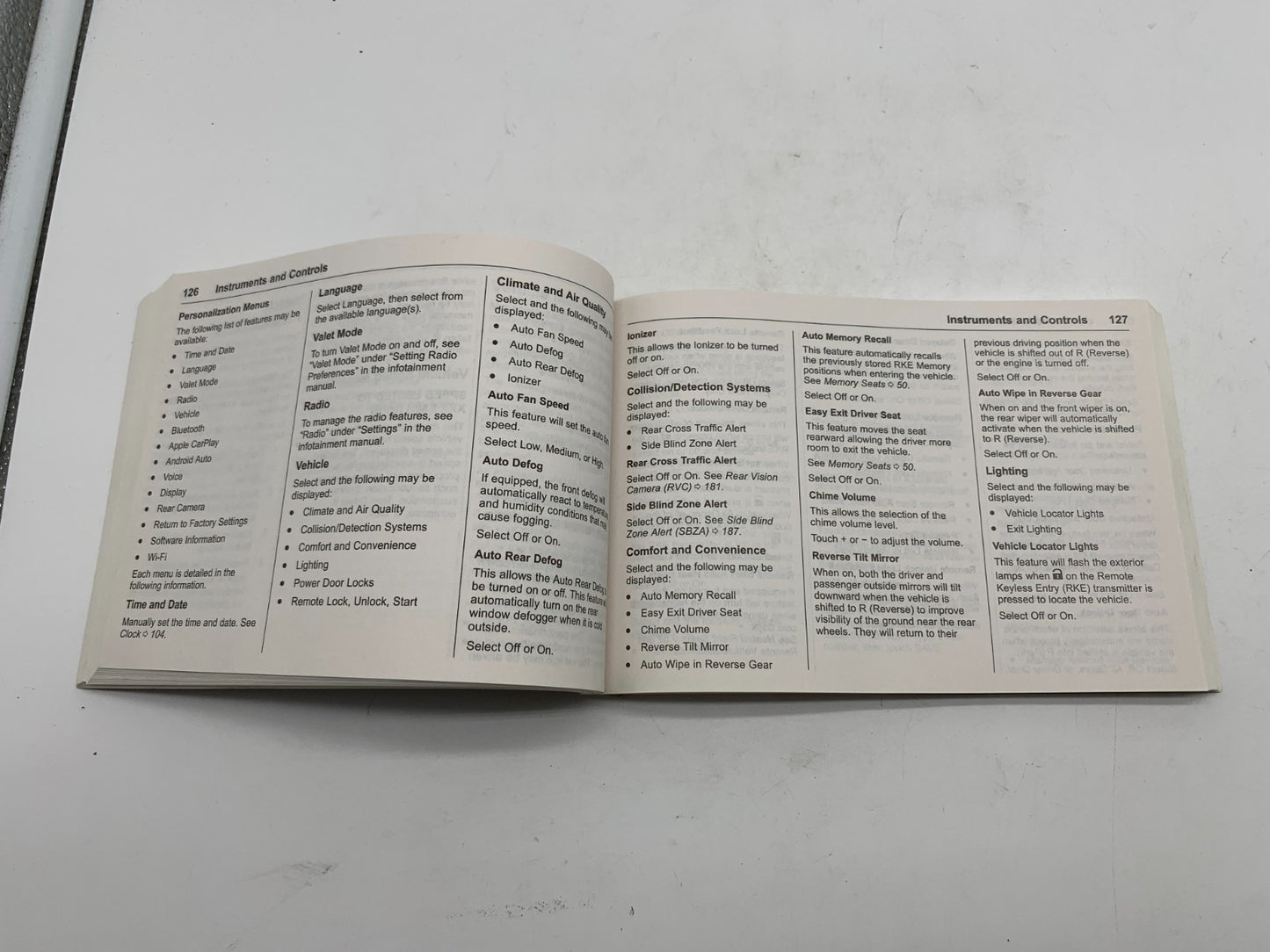 2018 Buick Encore Owners Manual Set OEM B04B24008