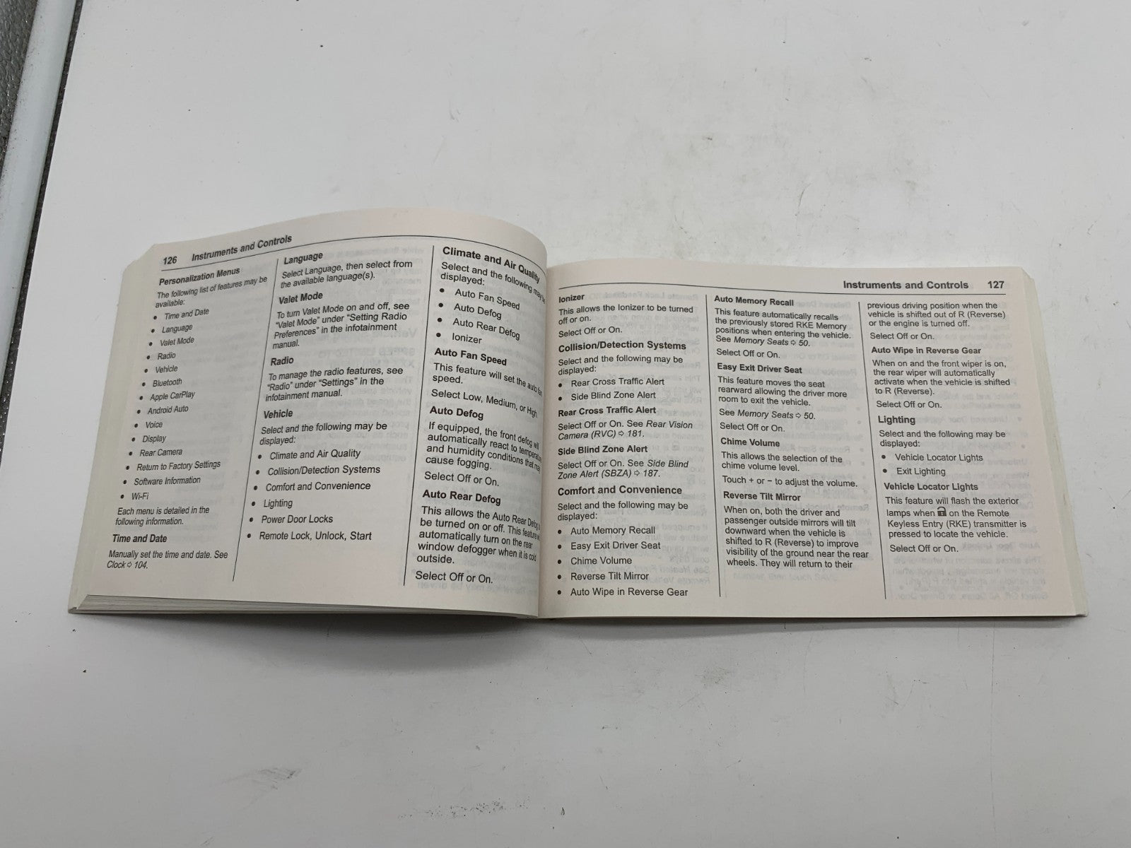 2018 Buick Encore Owners Manual Set OEM B04B24008