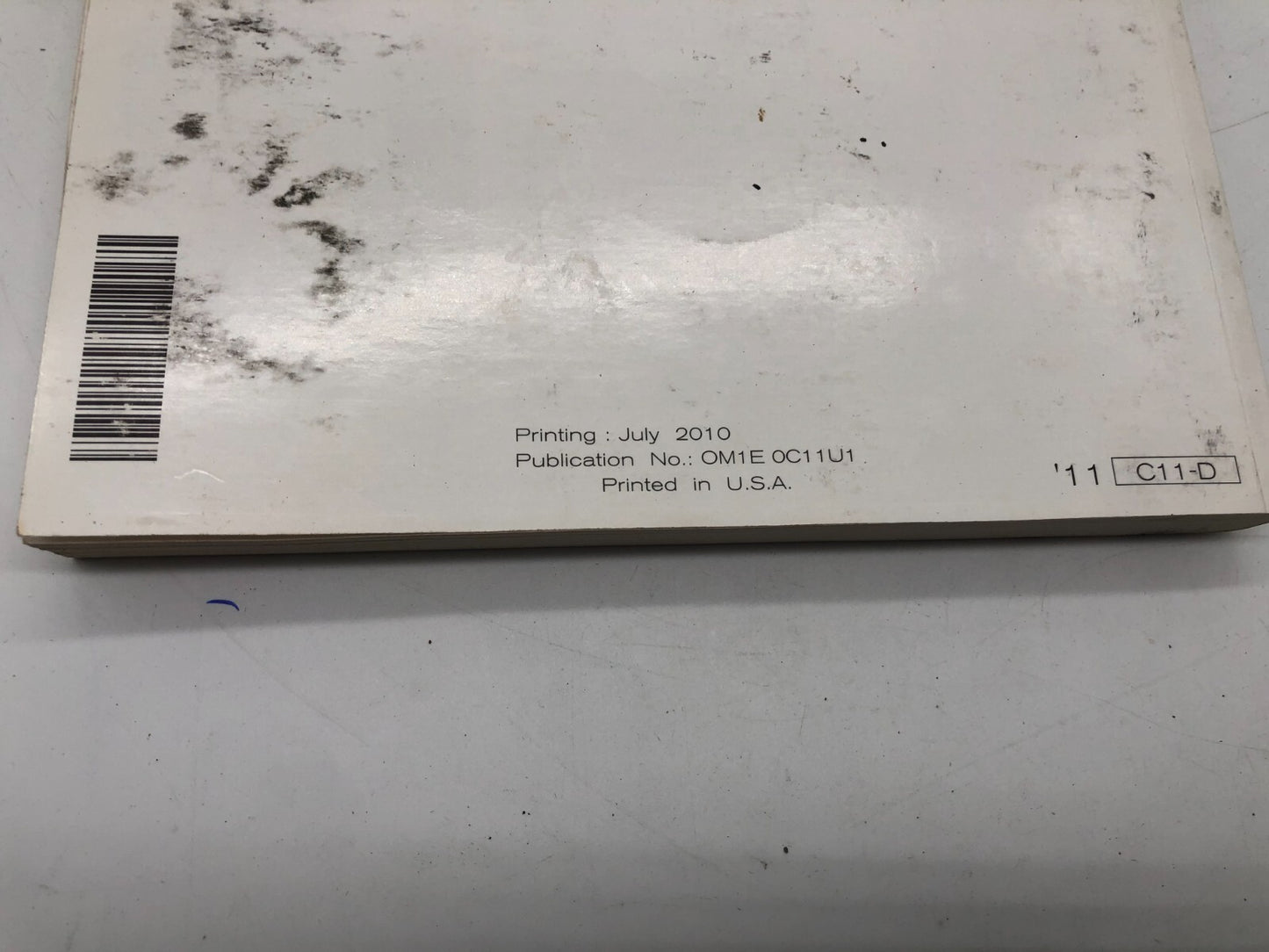 2011 Nissan Versa Owners Manual Set with Case OEM E02B40062