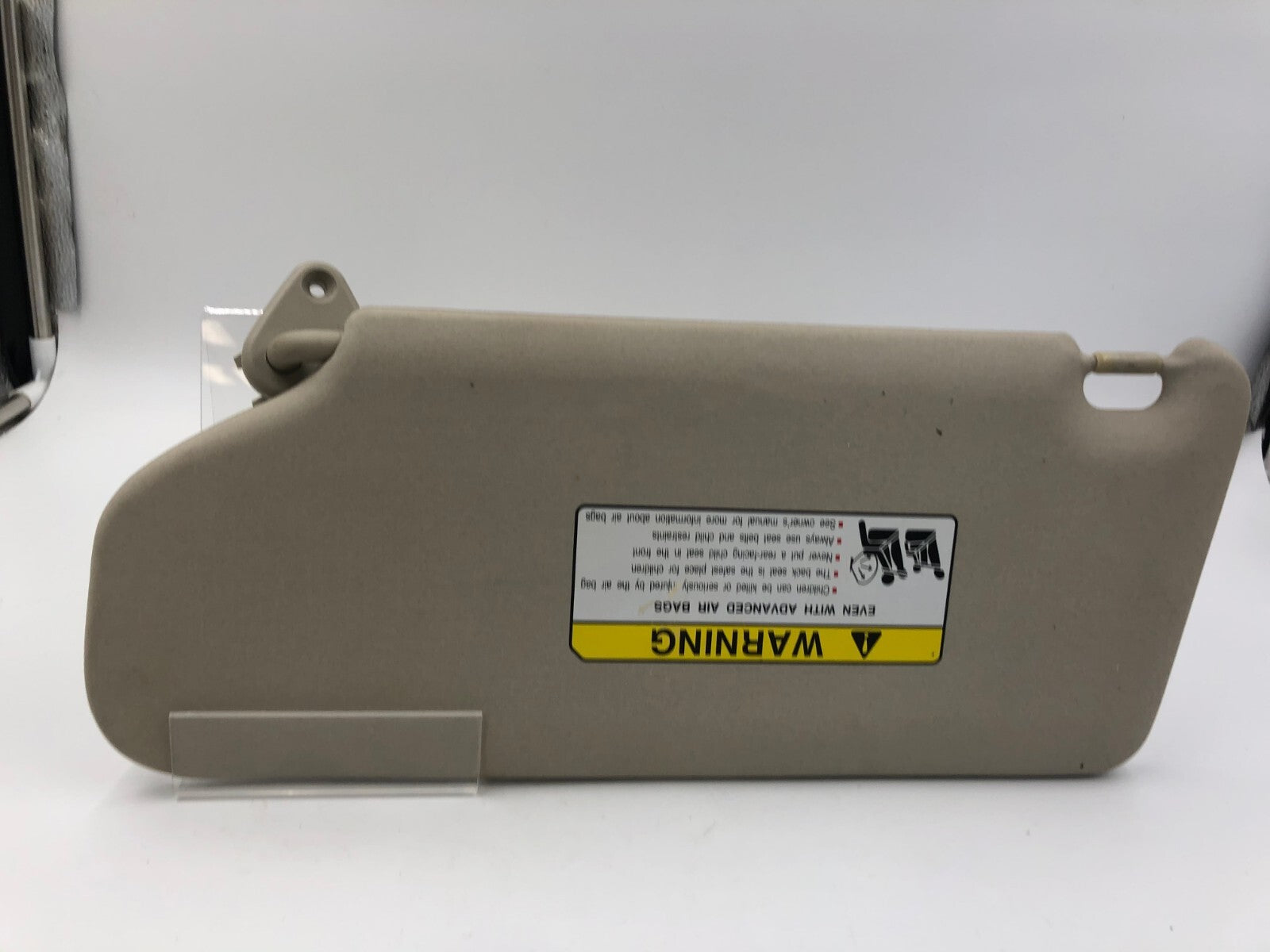 2007-2009 Mitsubishi Outlander Passenger Sun Visor Gray OEM C02B39031