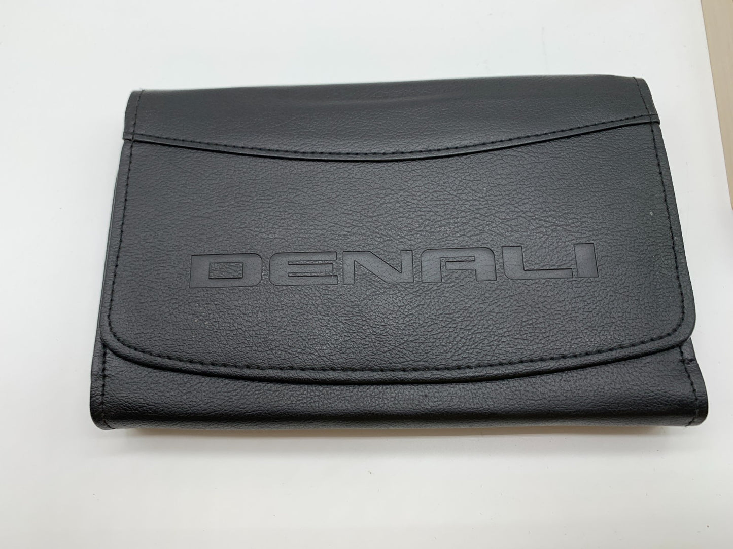 2017 GMC Acadia Owners Manual Set with Case OEM B02B32043