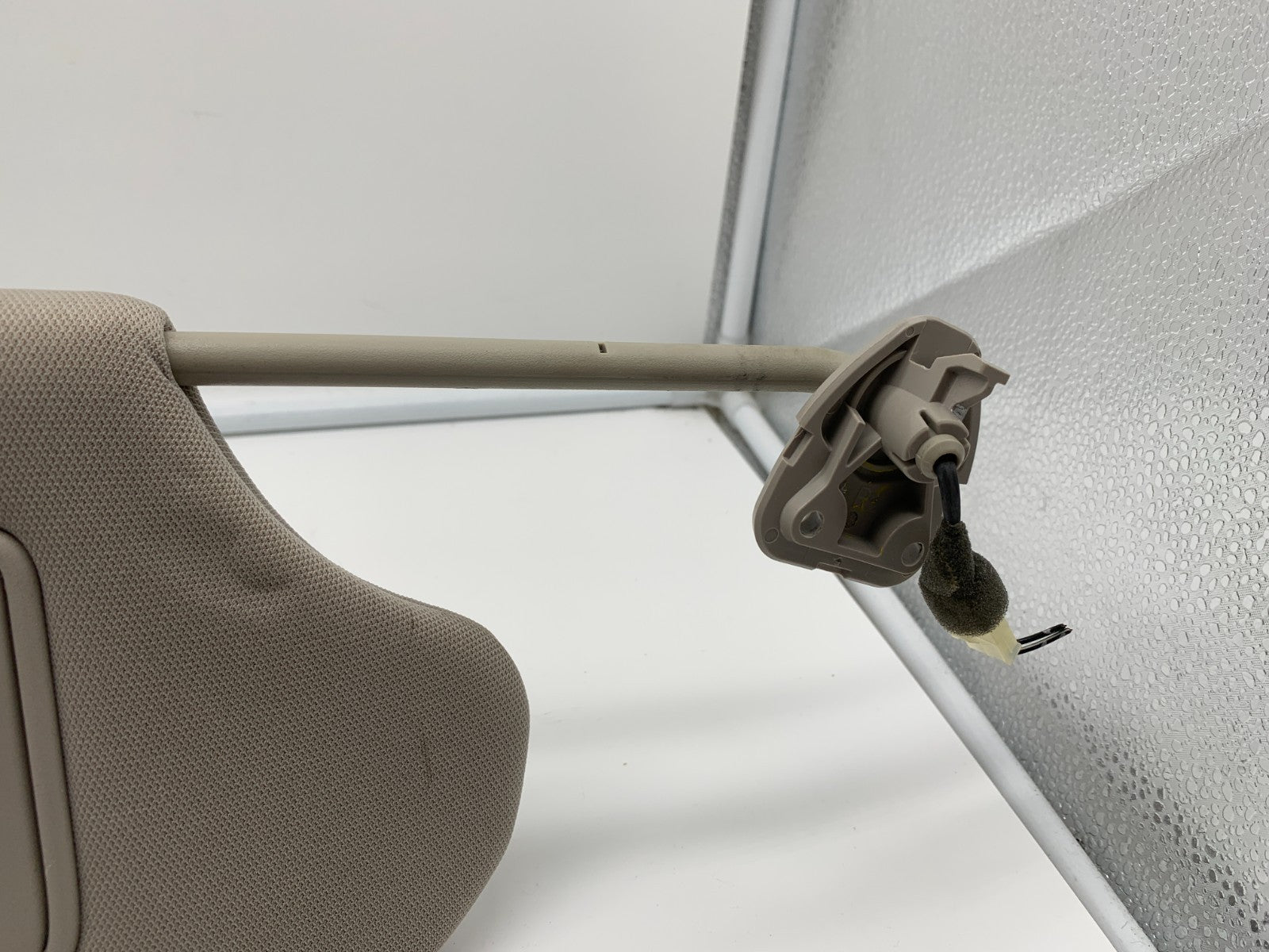 2013-2018 Nissan Altima Passenger Sun Visor Gray Illumination OEM B04B43006