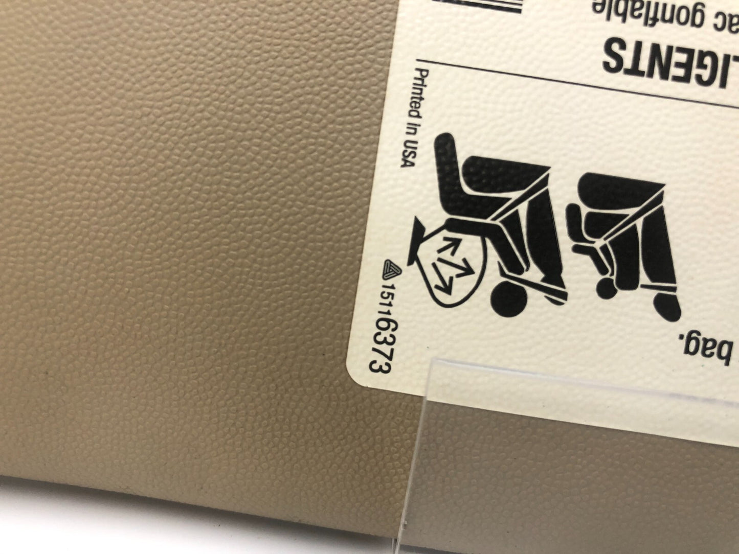 2003-2007 Cadillac CTS Passenger Sun Visor Illuminated Beige E03B48057