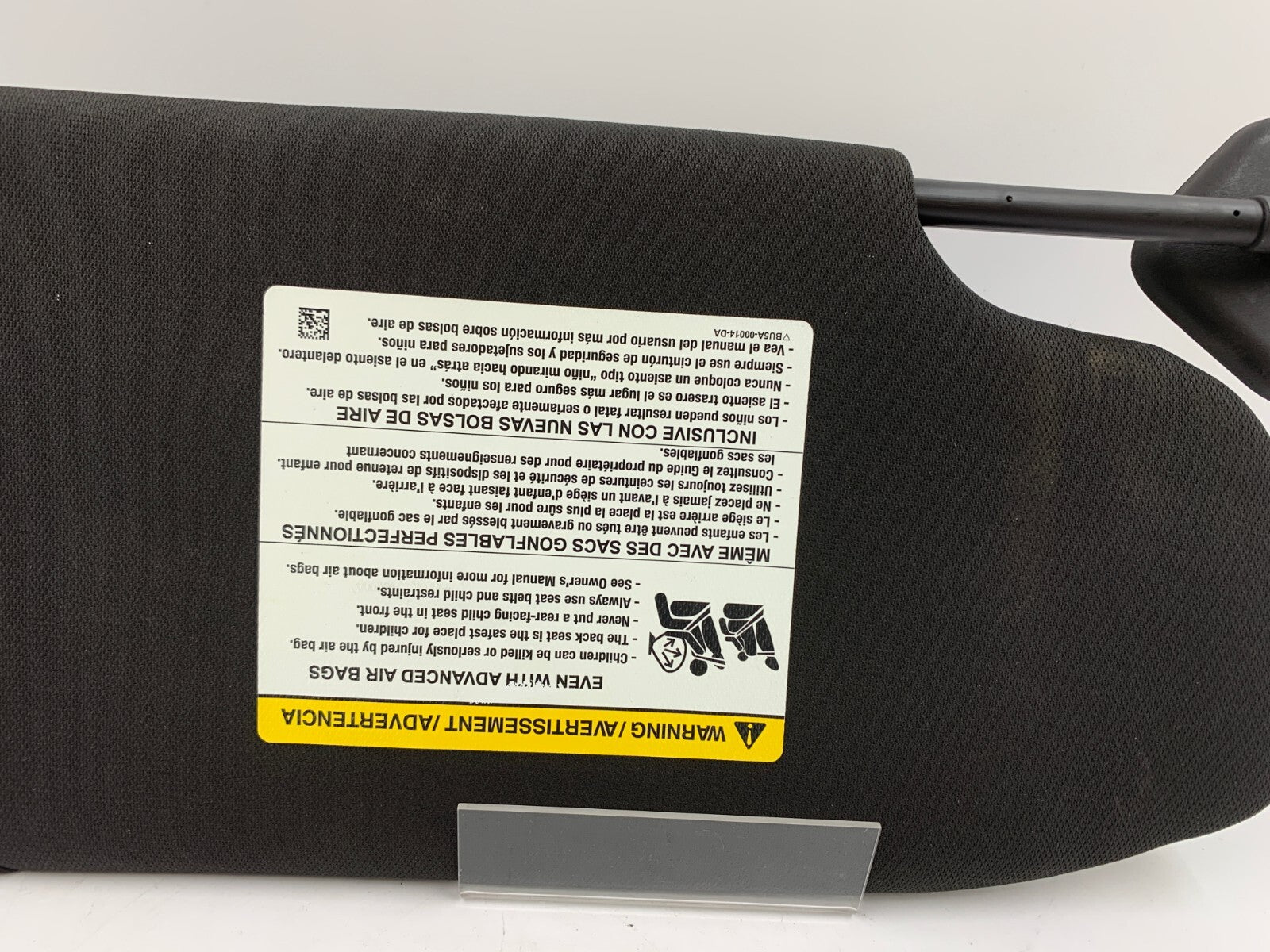 2013-2019 Ford Taurus Driver Sun Visor Illuminated Black OEM B03B41076