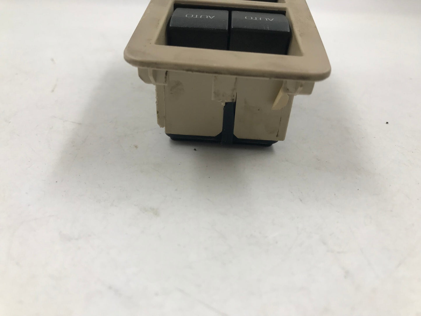 2010-2012 Lincoln MKZ Master Power Window Switch OEM E01B26021