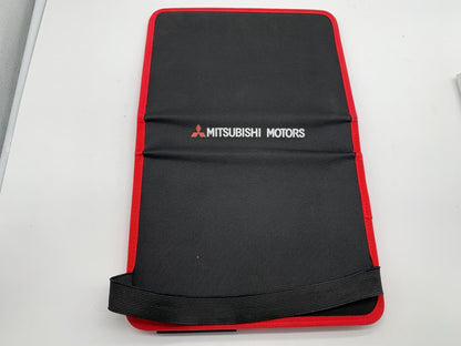 2018 Mitsubishi Outlander Owners Manual Set with Case OEM A01B41015