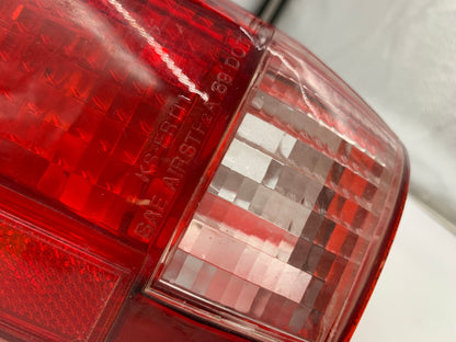 1987-1990 Ford F-250 Driver Side Tail Light Taillight Styleside OEM D04B65004