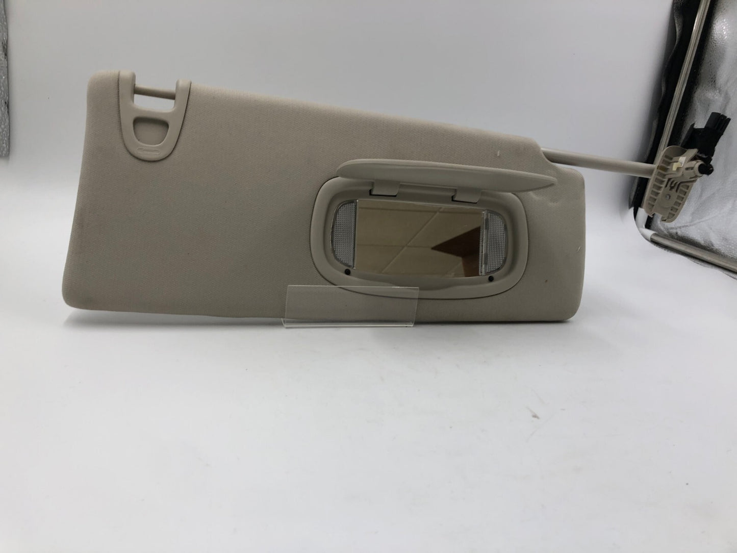 2014-2018 Jeep Grand Cherokee Passenger Sun Visor Gray Illuminated OEM D01B33065