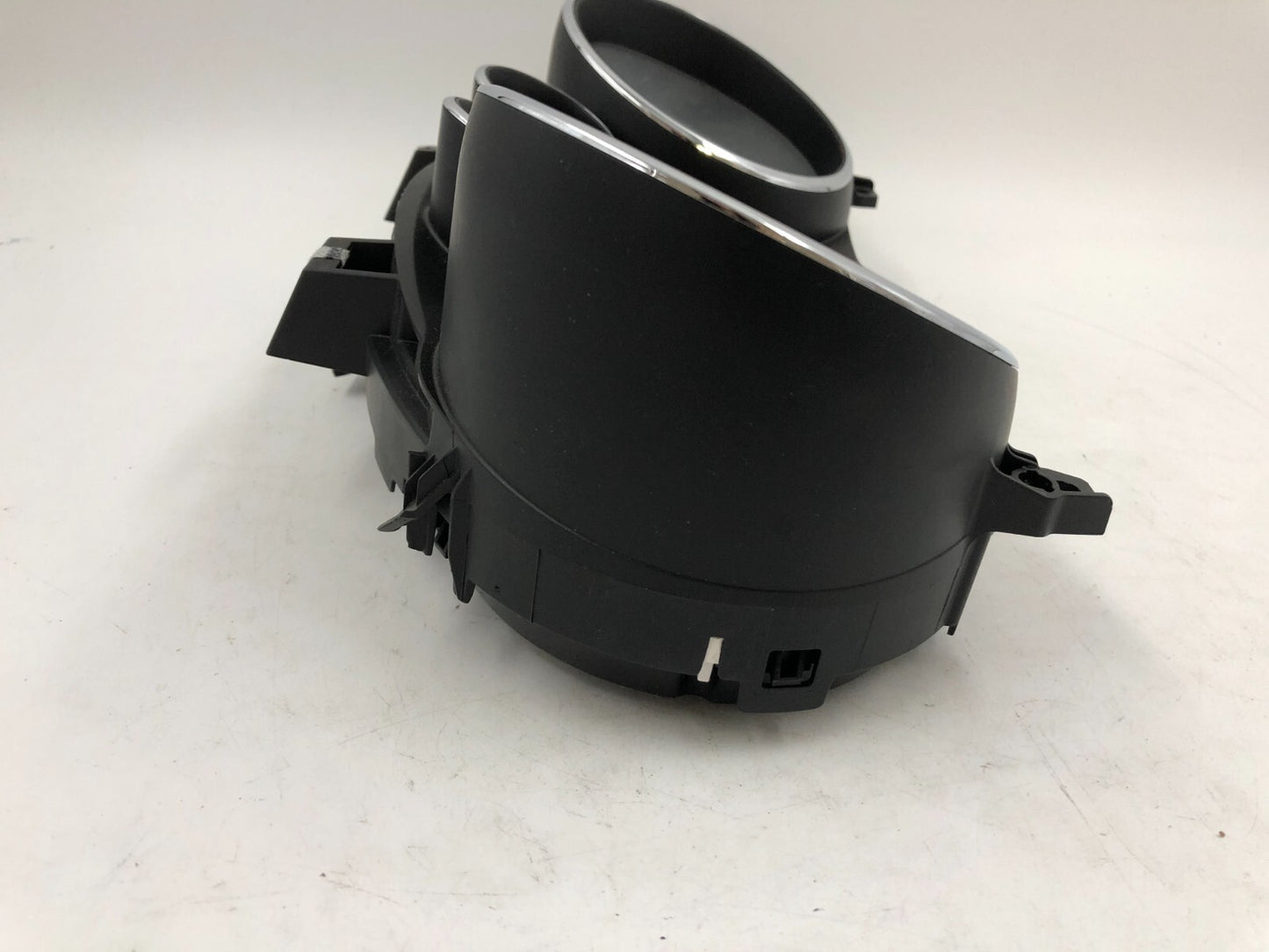 2016 Buick Encore Speedometer Instrument Cluster 40270 Miles OEM B02B30039