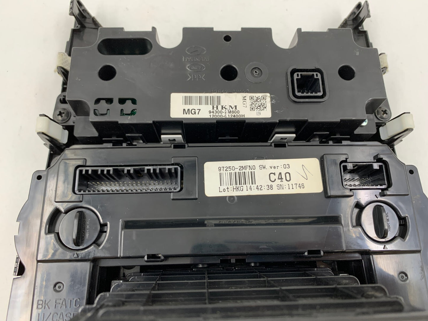 2013-2015 Hyundai Genesis AC Heater Climate Control Unit OEM D01B01011