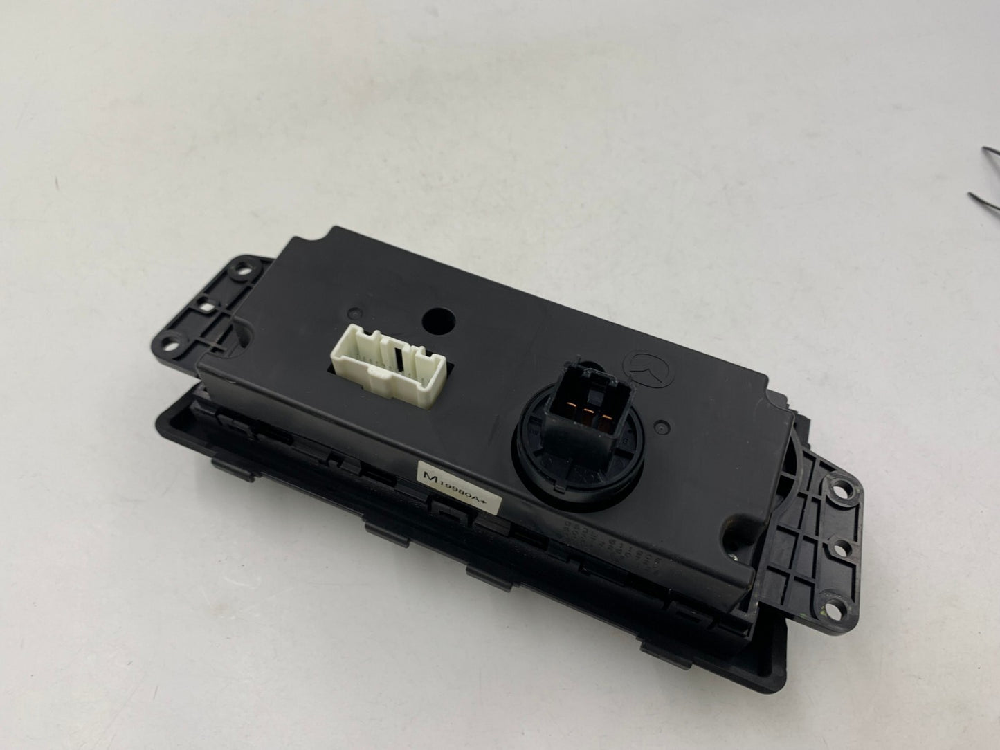 2009-2013 Mazda 6 AC Heater Climate Control Unit OEM B02B39044