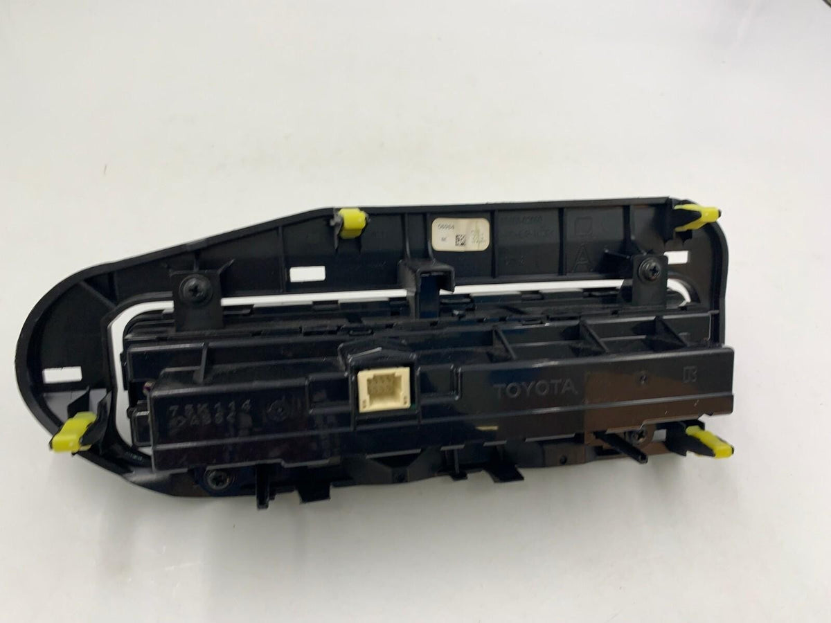 2017-2019 Toyota Corolla AC Heater Climate Control Unit OEM D01B52087