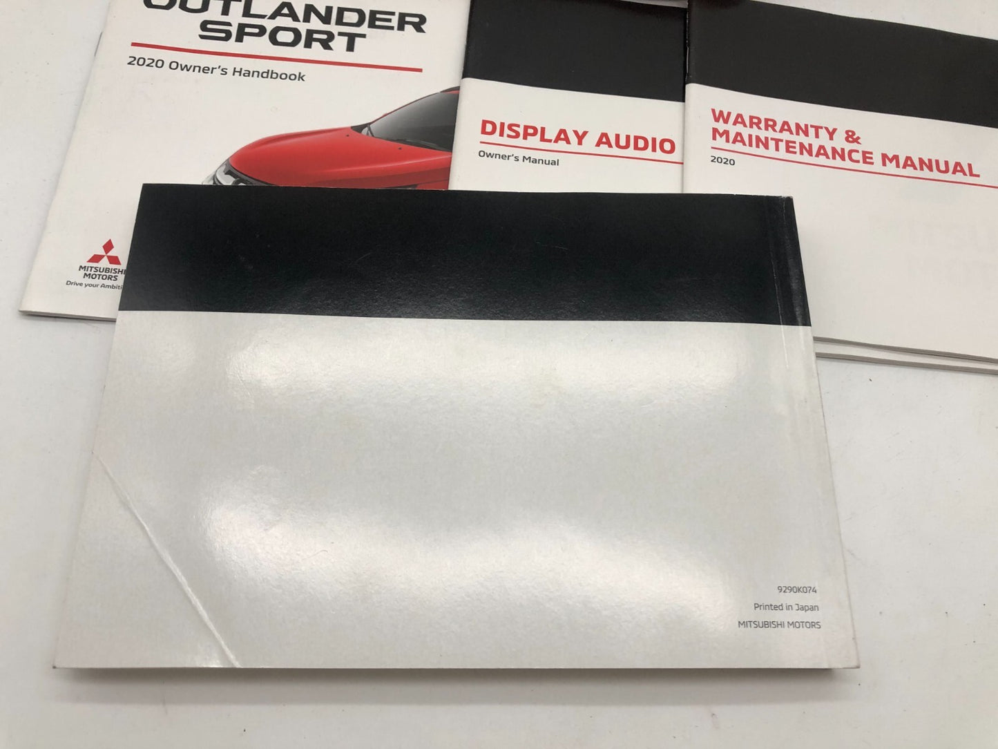 2020 Mitsubishi Outlander Owners Manual Set with Case OEM B03B22002
