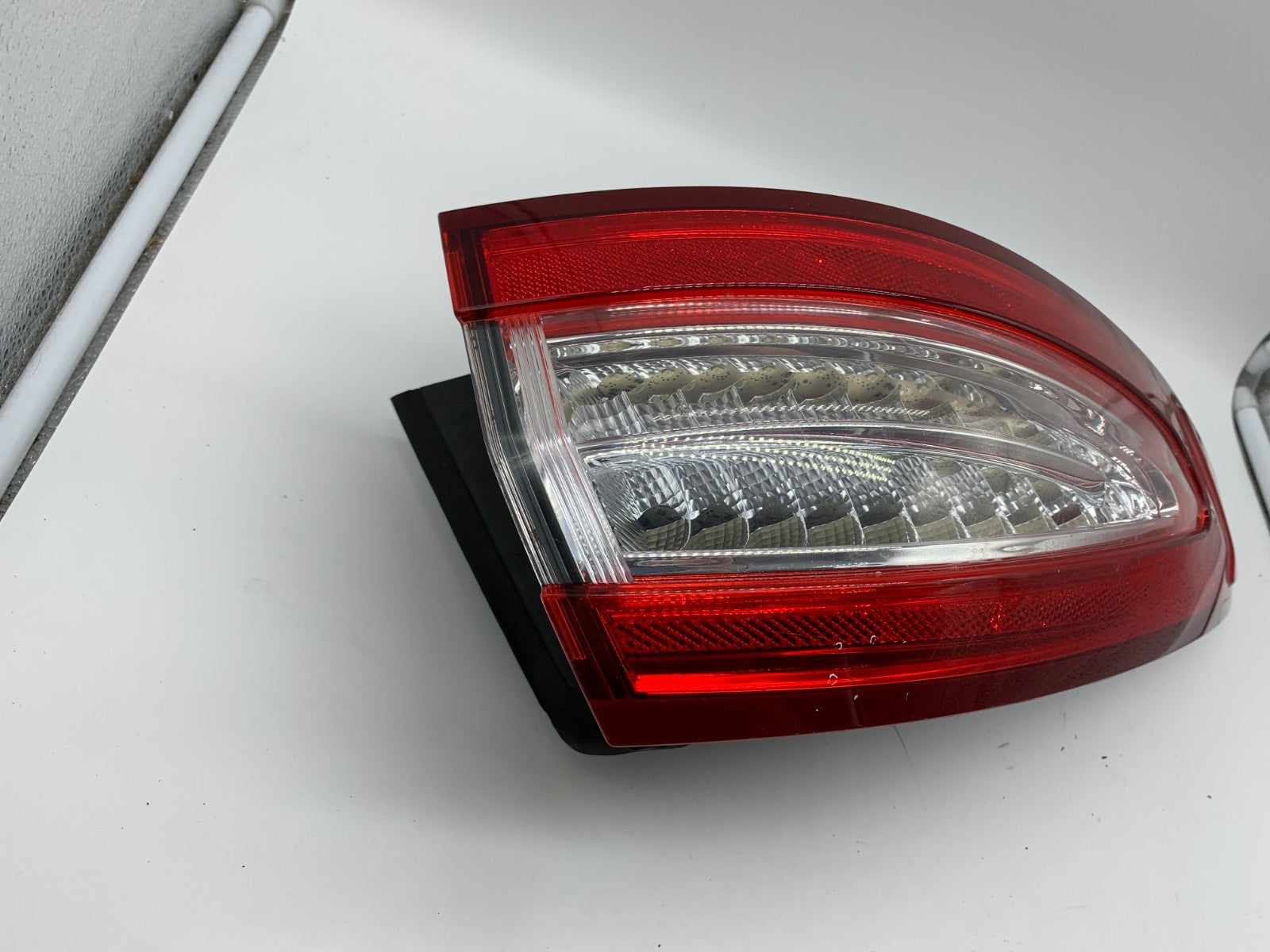 2013-2016 Ford Fusion Driver Side Tail Light Taillight OEM C02B33001