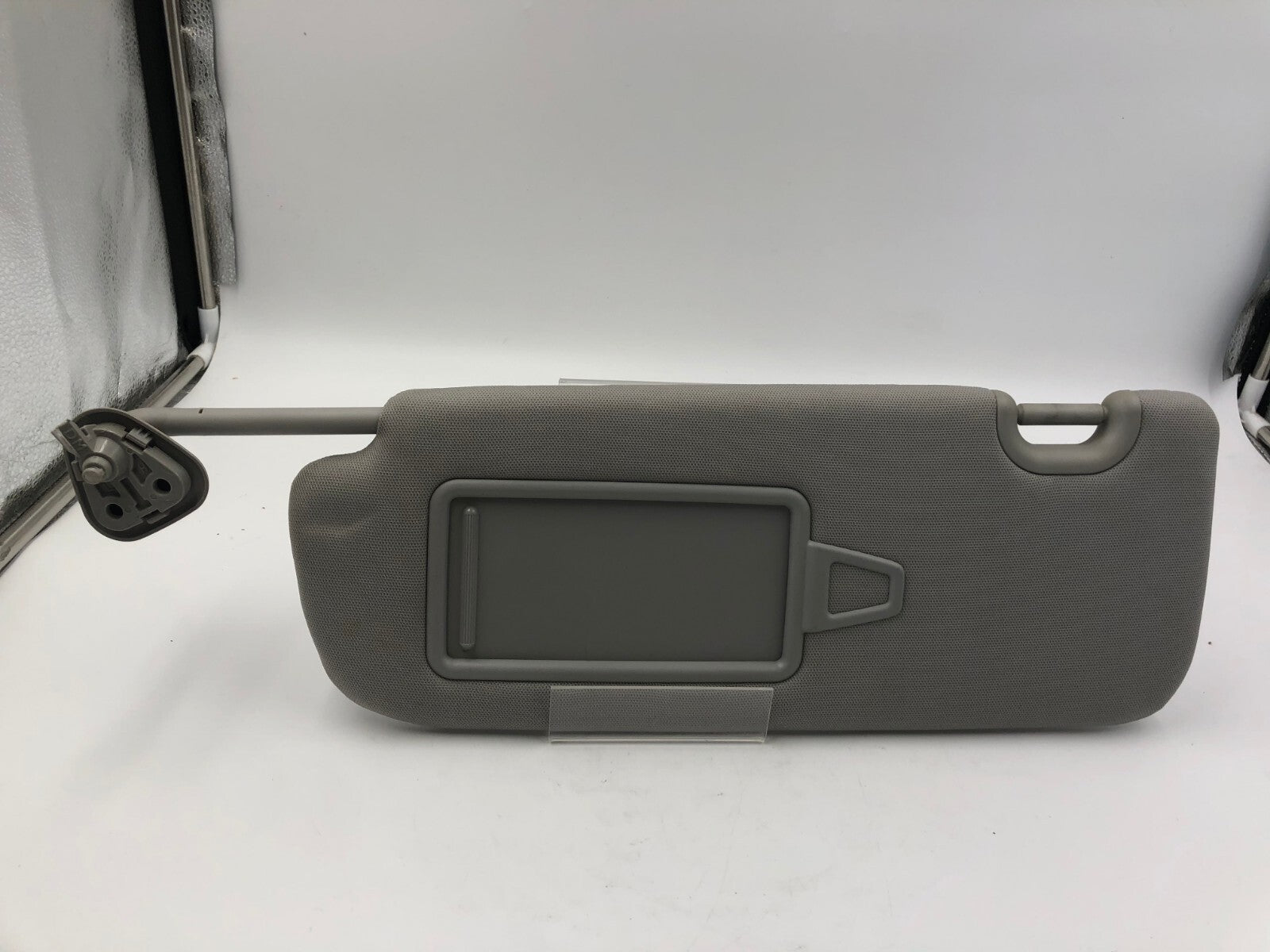 2013-2019 Hyundai Santa Fe Driver Sun Visor Gray Illuminated OEM C03B52058