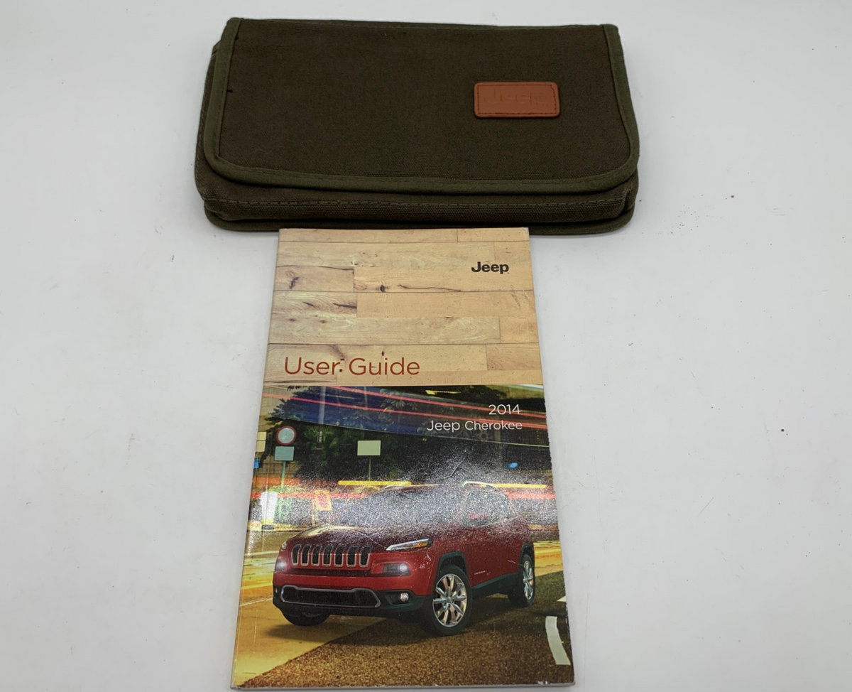 2014 Jeep Cherokee Owners Manual Set with Case OEM R01B12026