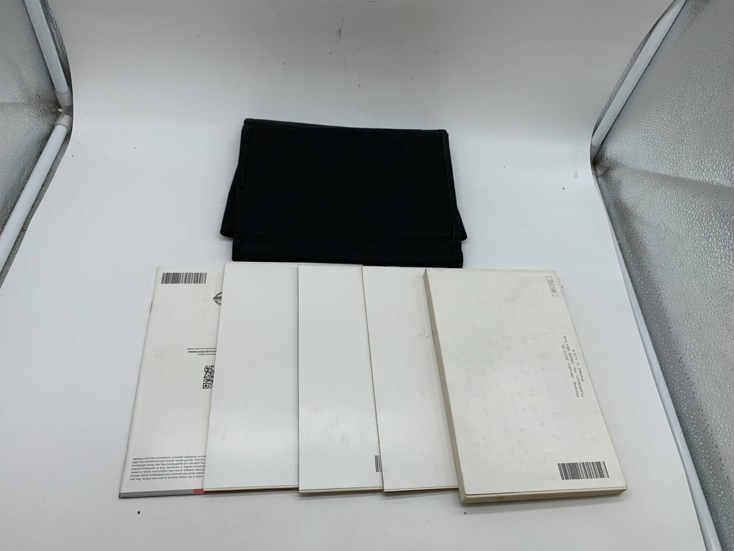 2013 Nissan Sentra Owners Manual Set with Case OEM B01B04001