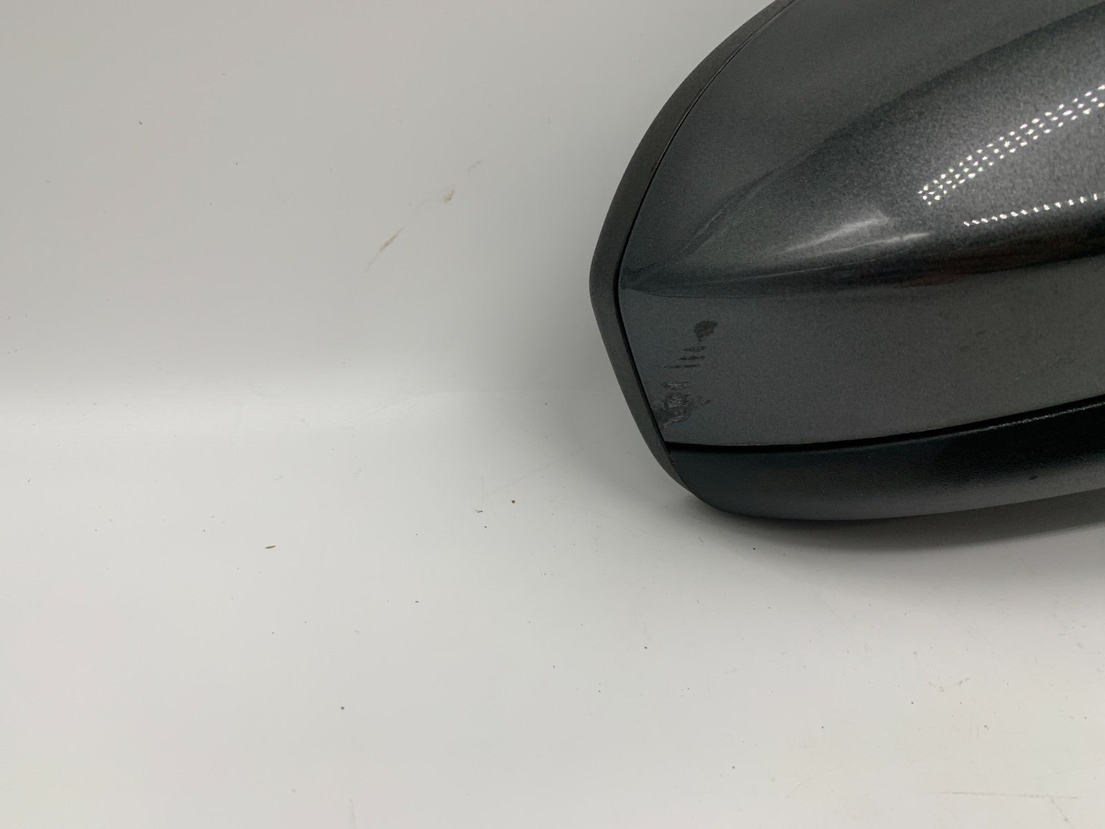 2018 Ford Fusion Passenger Side View Power Door Mirror Gray OEM C01B04061