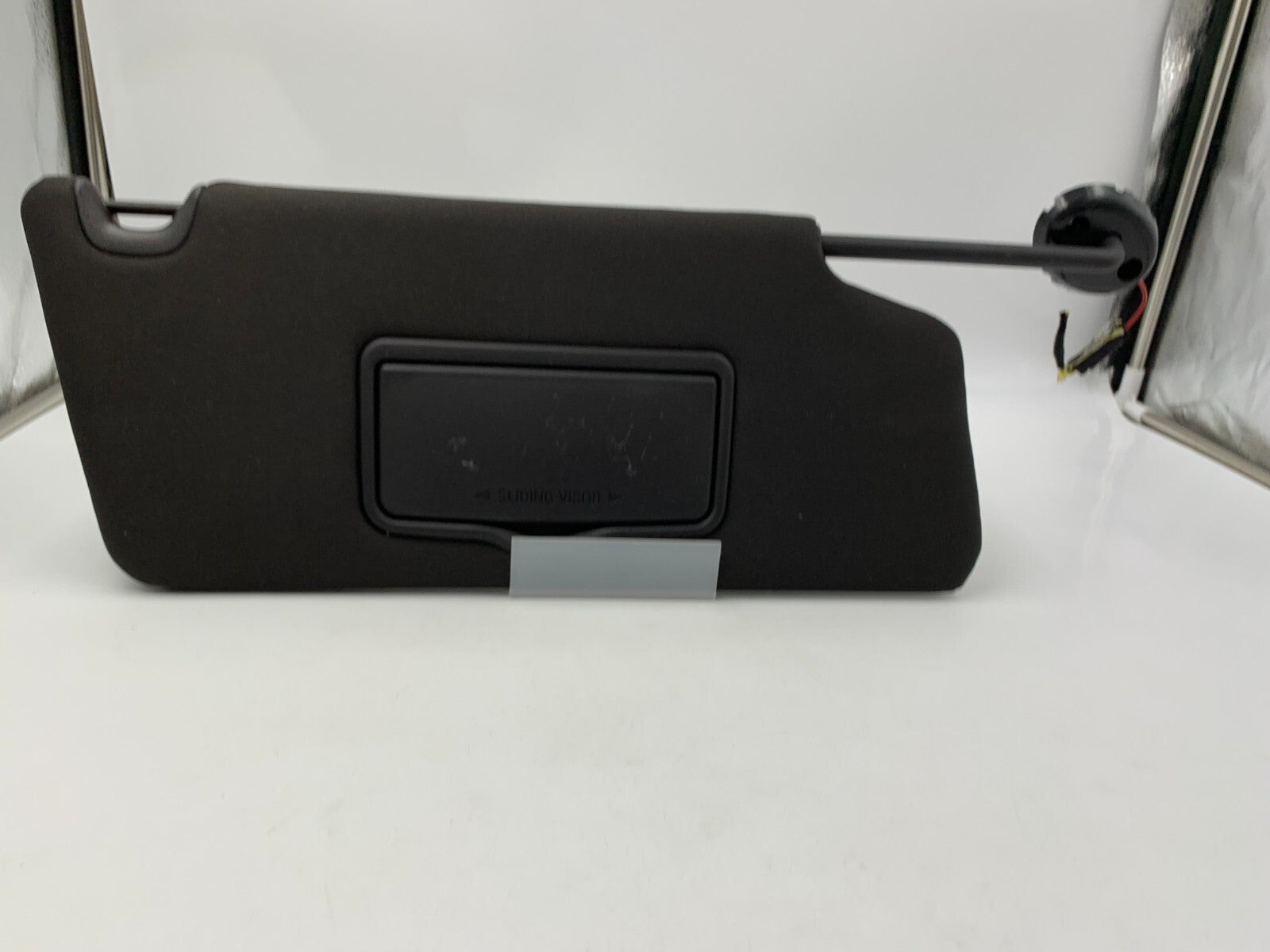 2011-2015 Ford Explorer Passenger Sun Visor Illuminated Black OEM E01B57004