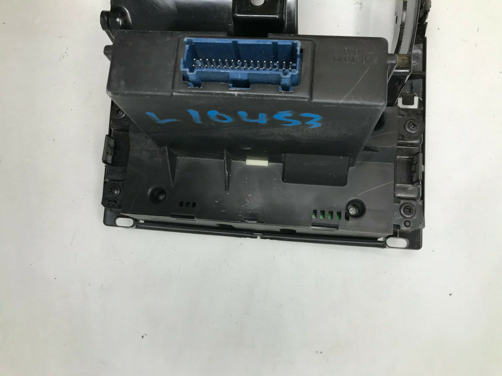 2007 Cadillac CTS AC Heater Climate Control Unit OEM D02B40001