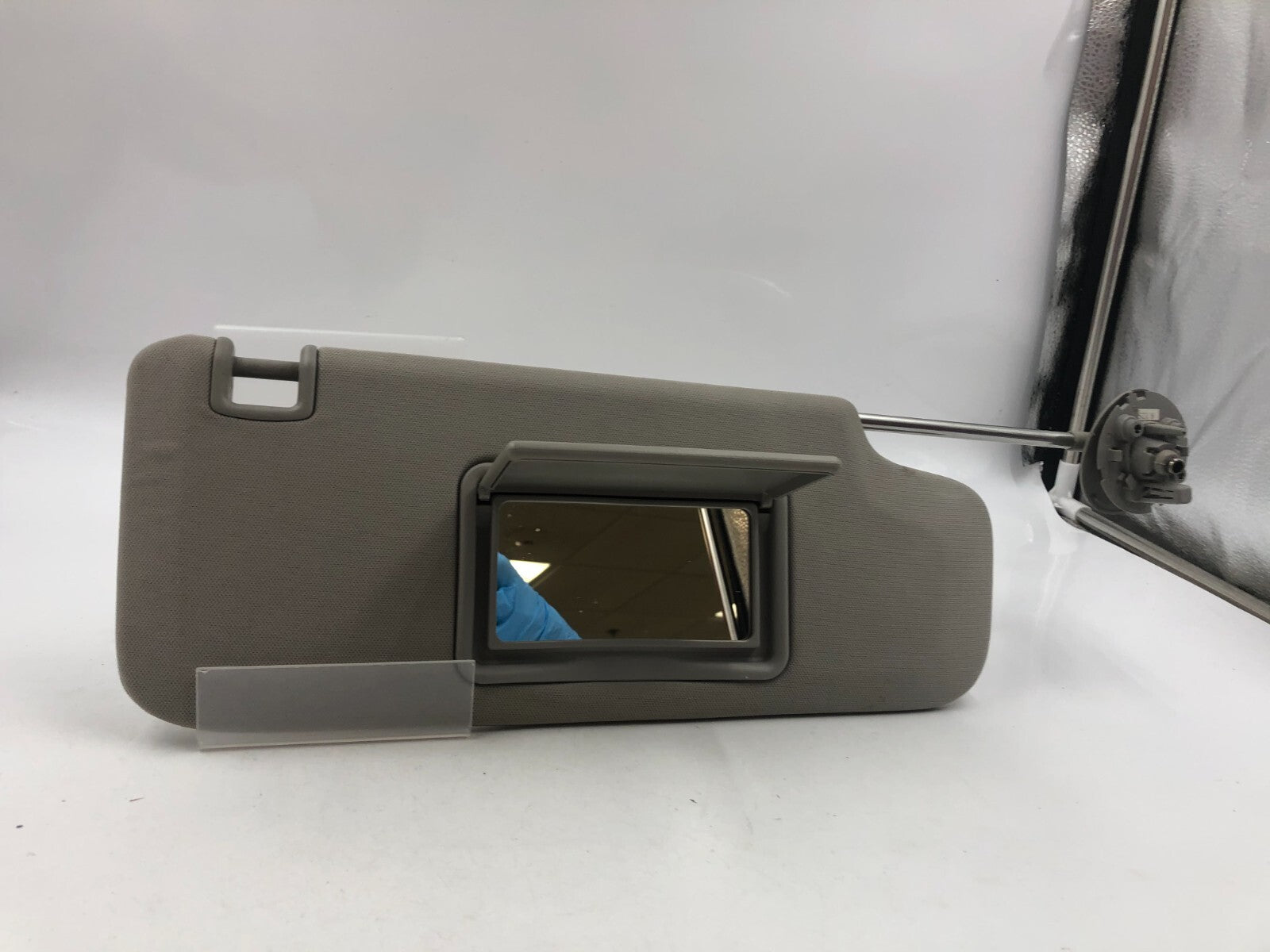 2004-2012 Chevrolet Malibu Passenger Sun Visor Gray OEM D02B33083