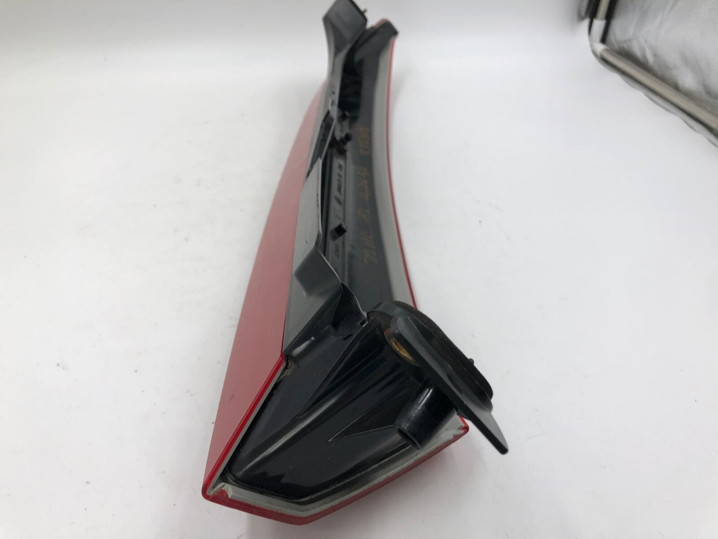 2003-2006 Volvo XC90 Driver Side Upper Tail Light Taillight OEM D03B05025