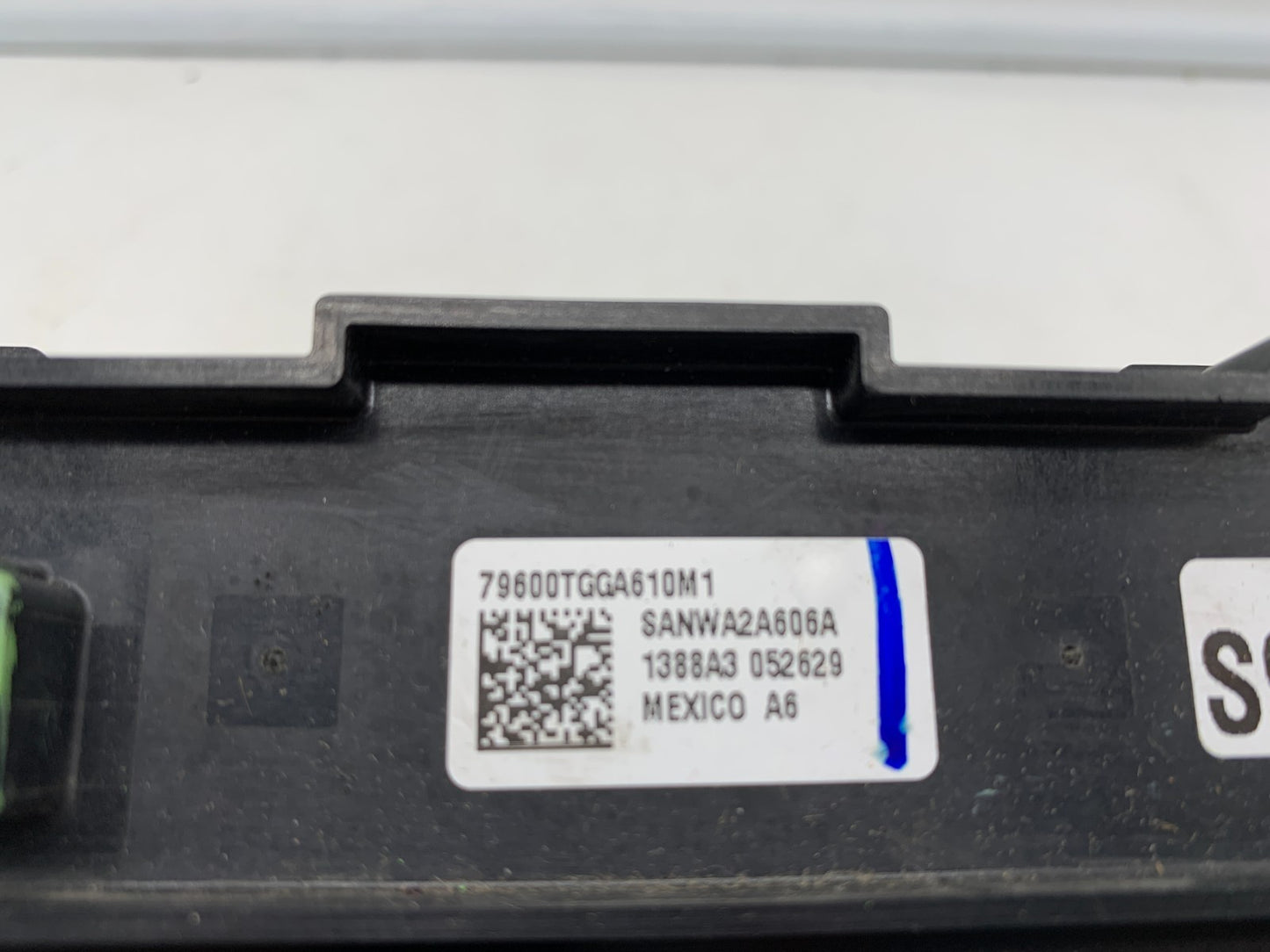 2016-2018 Honda Civic Climate Control AC Heater Unit OEM E01B03063